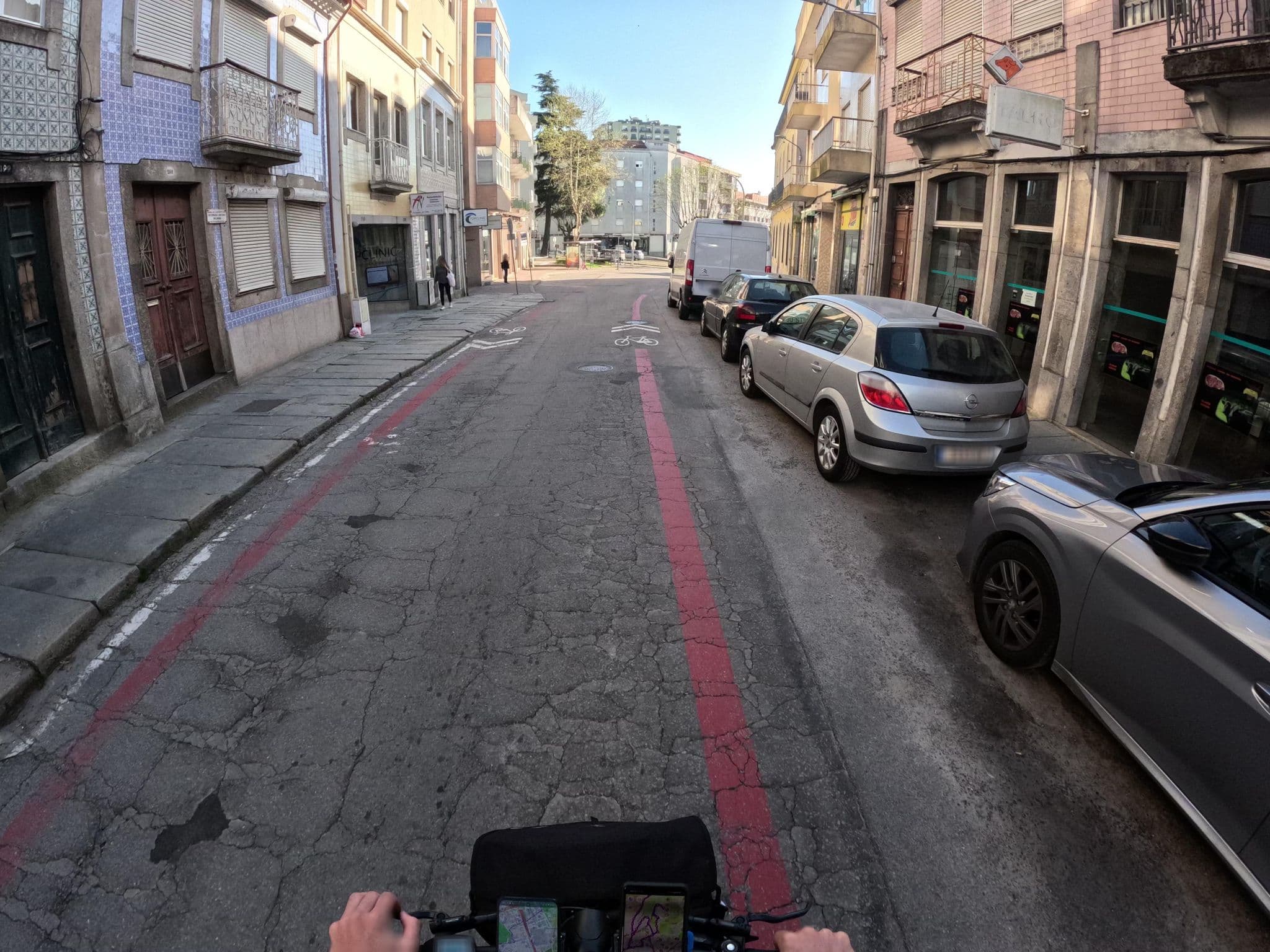 Street view near Verd`Hotel - Empreendimentos Hoteleiros, Braga — © claudiop (CC BY-SA · Mapillary)