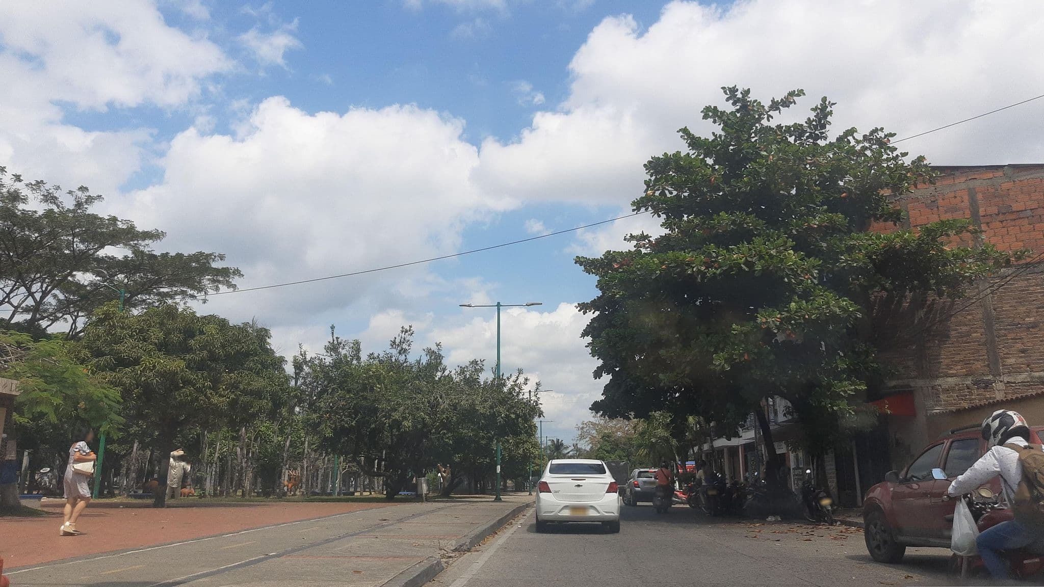 Street view near Oro Verde Esmeralda, Yopal