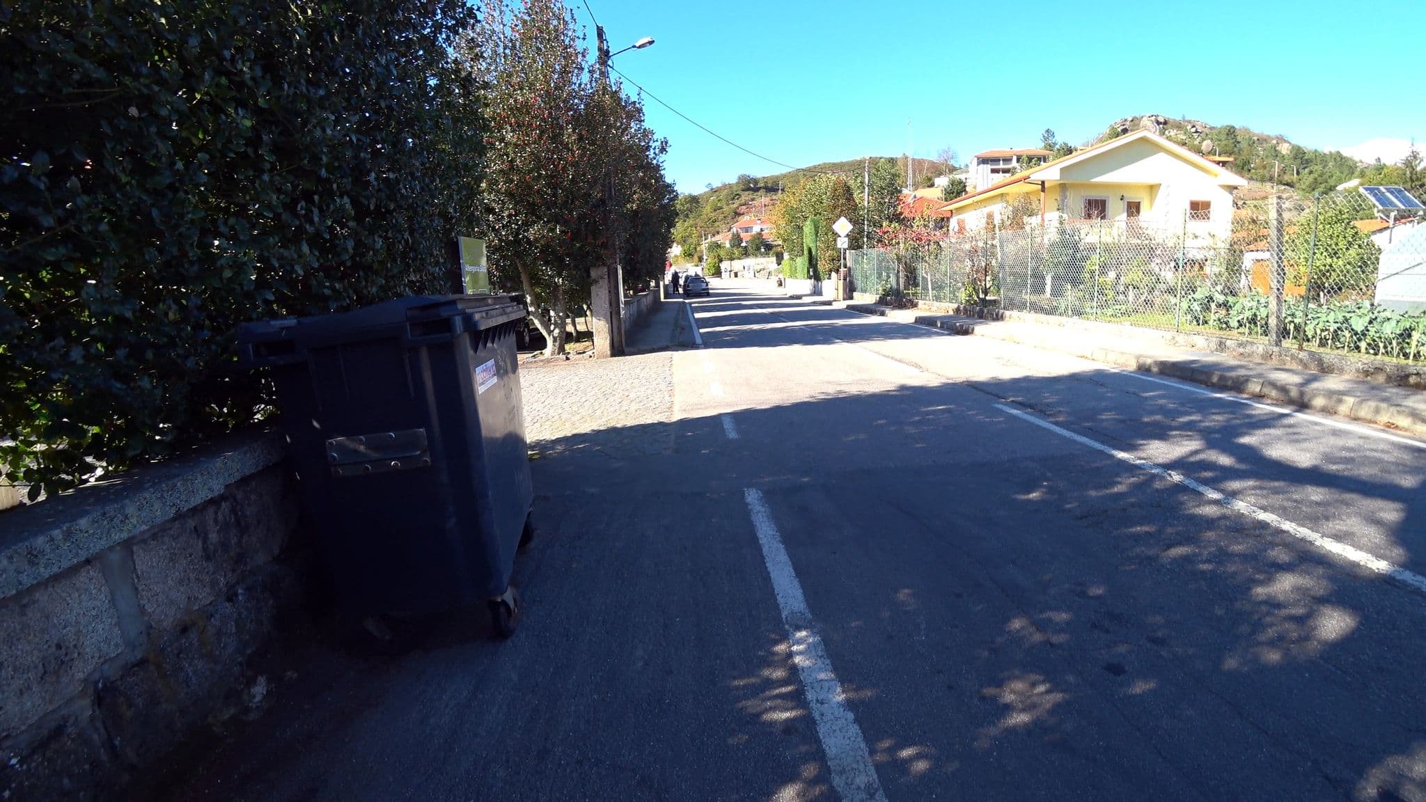 Street view near Albergaria Stop, Vieira do Minho — © mariocarneiro (CC BY-SA · Mapillary)