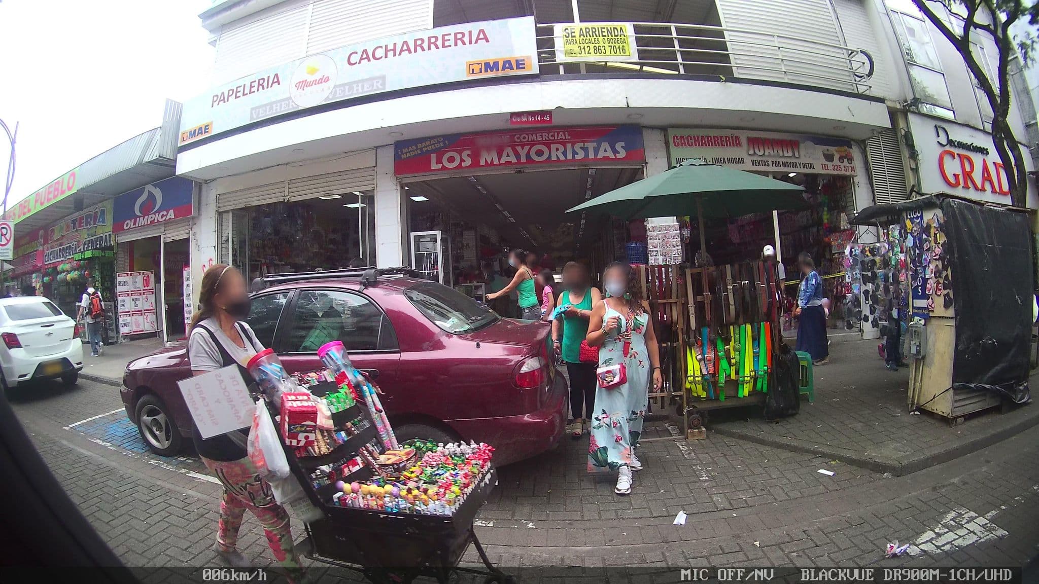 Street view near Hotel Marandúa, Pereira — © kaart_2 (CC BY-SA · Mapillary)