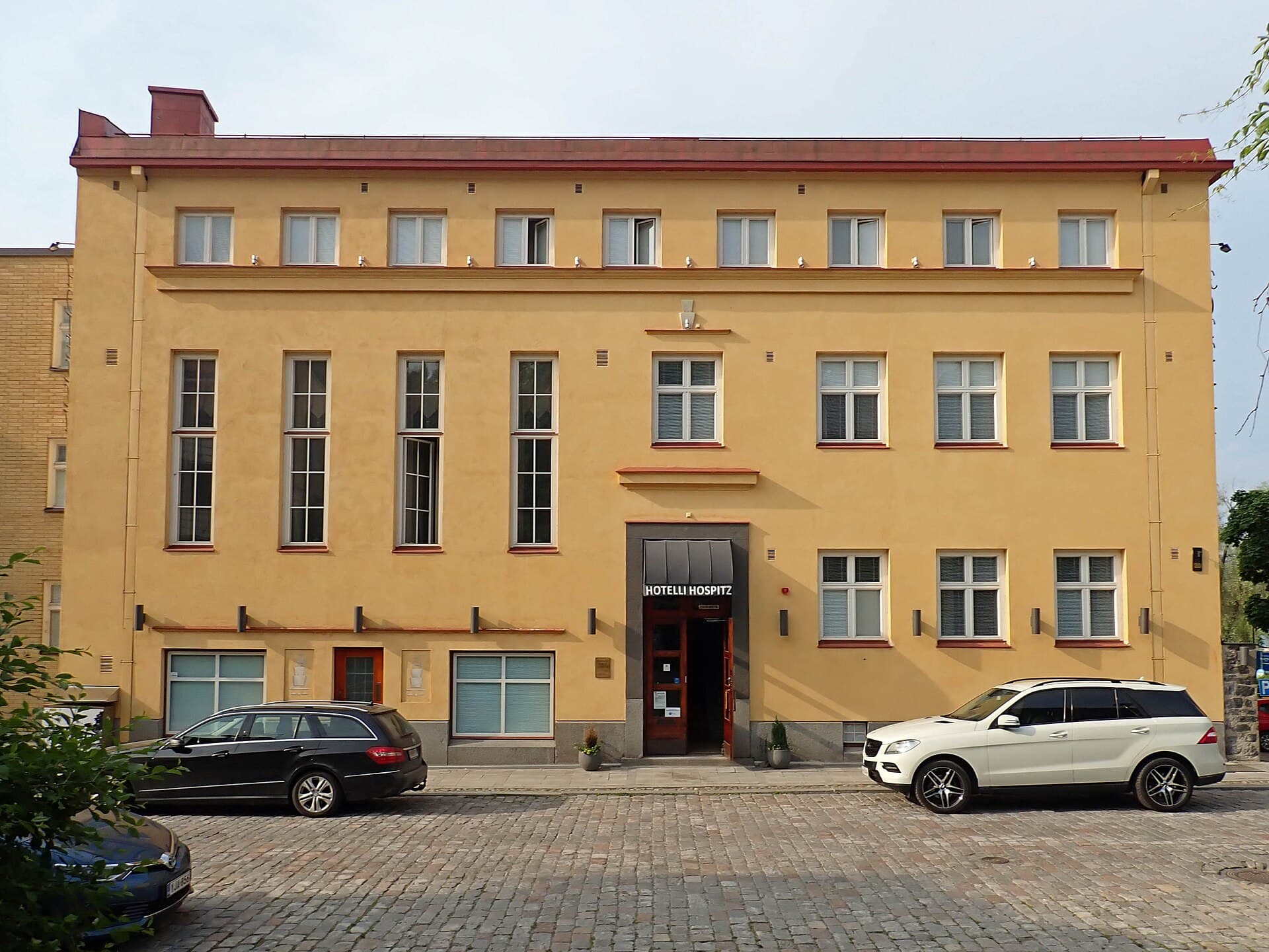 Hotelli Hospitz (via Wikimedia Commons, CC BY-SA 4.0)