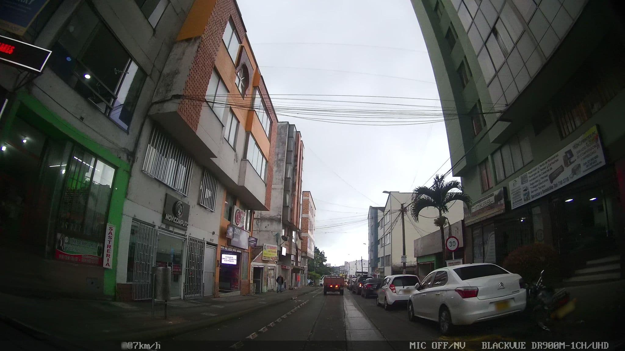 Street view near Colonia Antigua, Armenia — © kaart_2 (CC BY-SA · Mapillary)