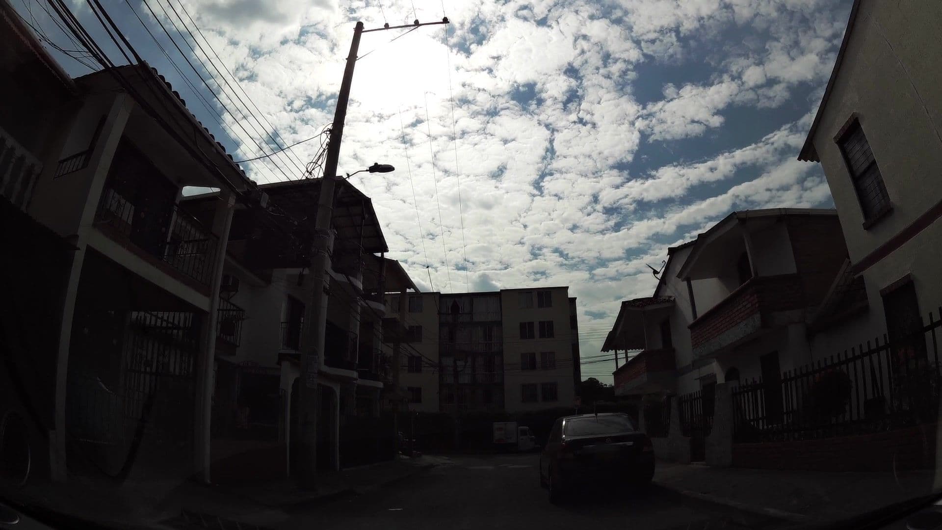 Street view near Las Moreno, Cali