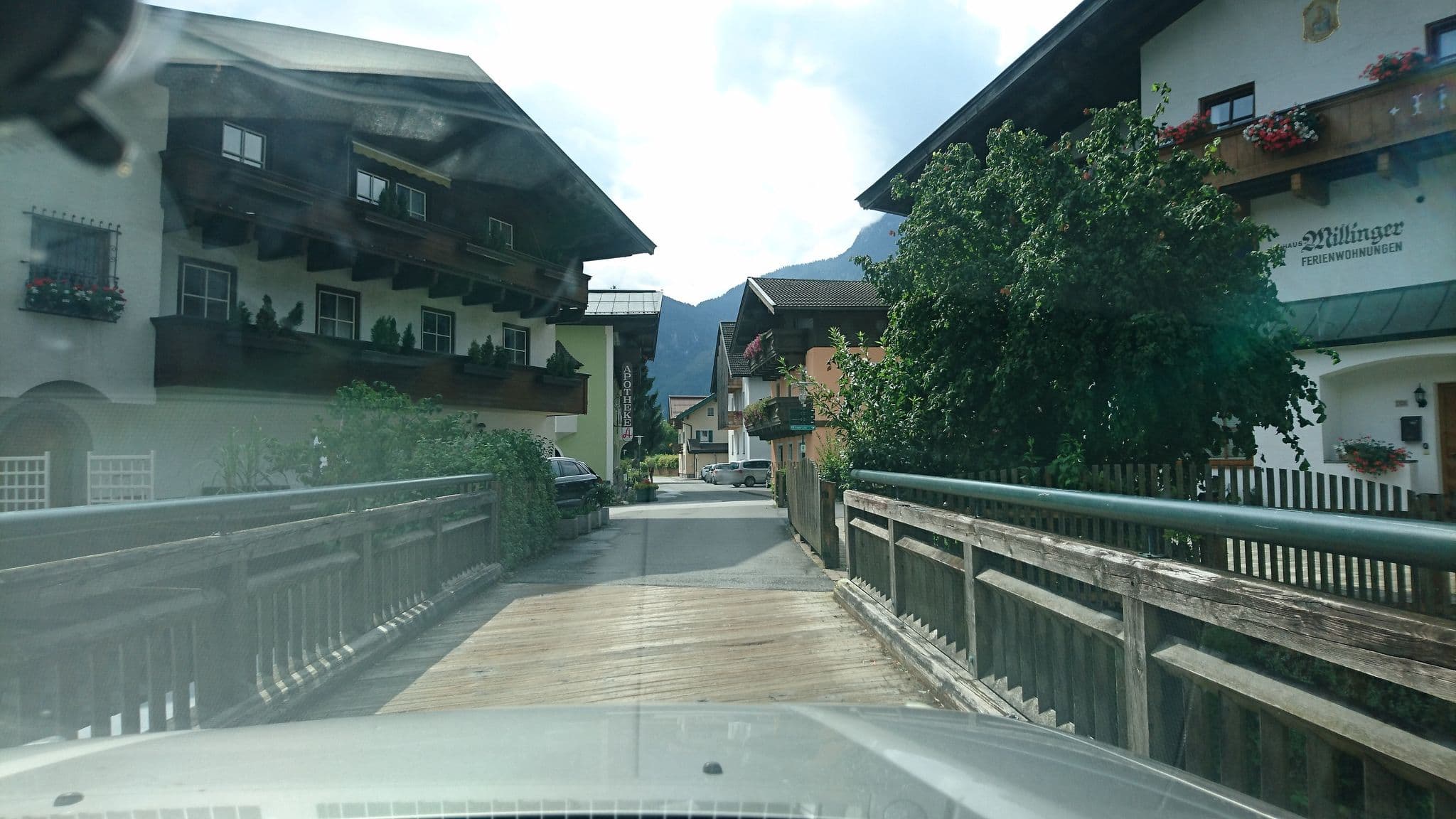 Street view near Gästehaus Millinger, Lofer — © voschix (CC BY-SA · Mapillary)