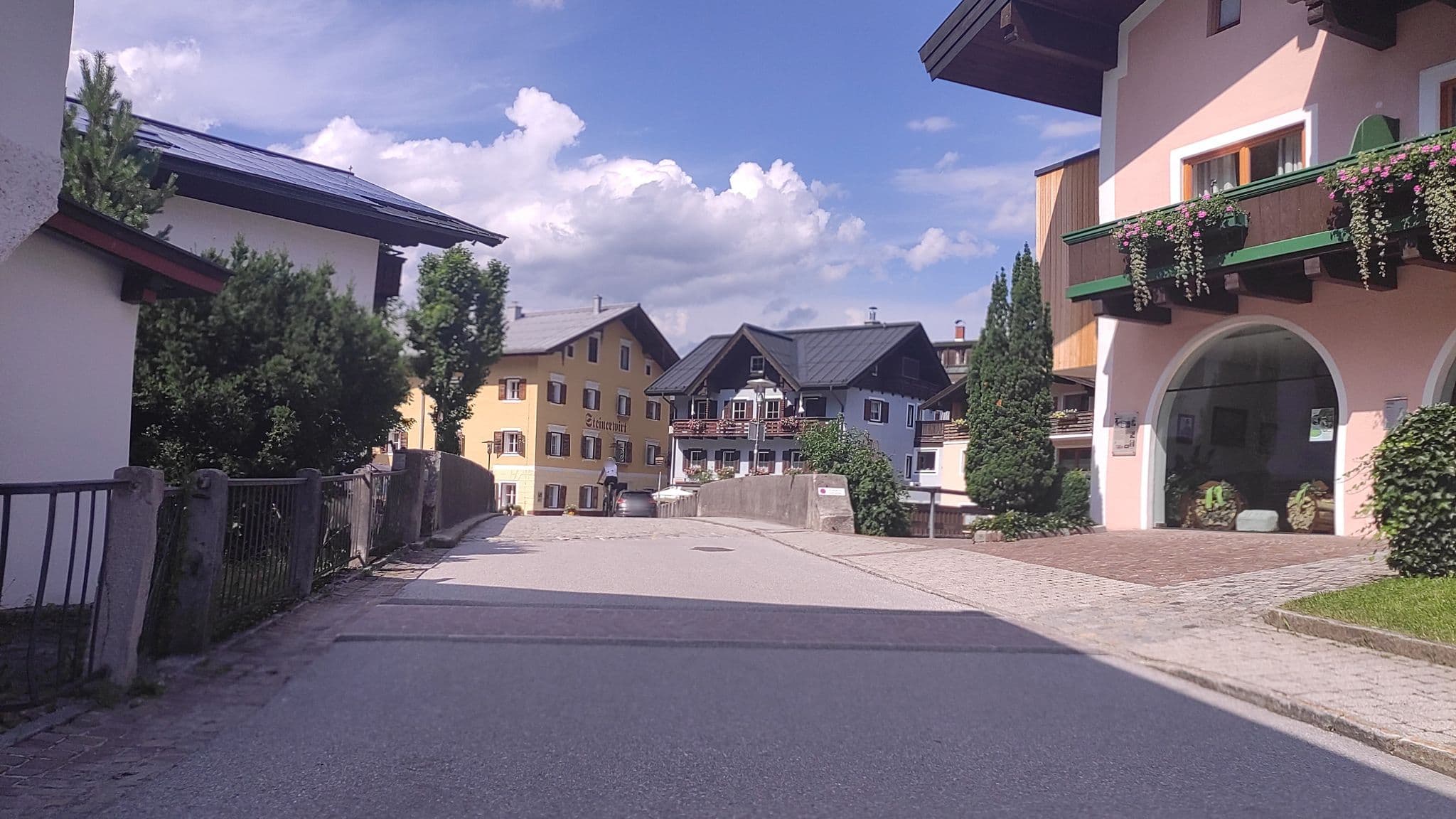 Street view near Rass, Lofer — © consens_verkehrsplanung (CC BY-SA · Mapillary)