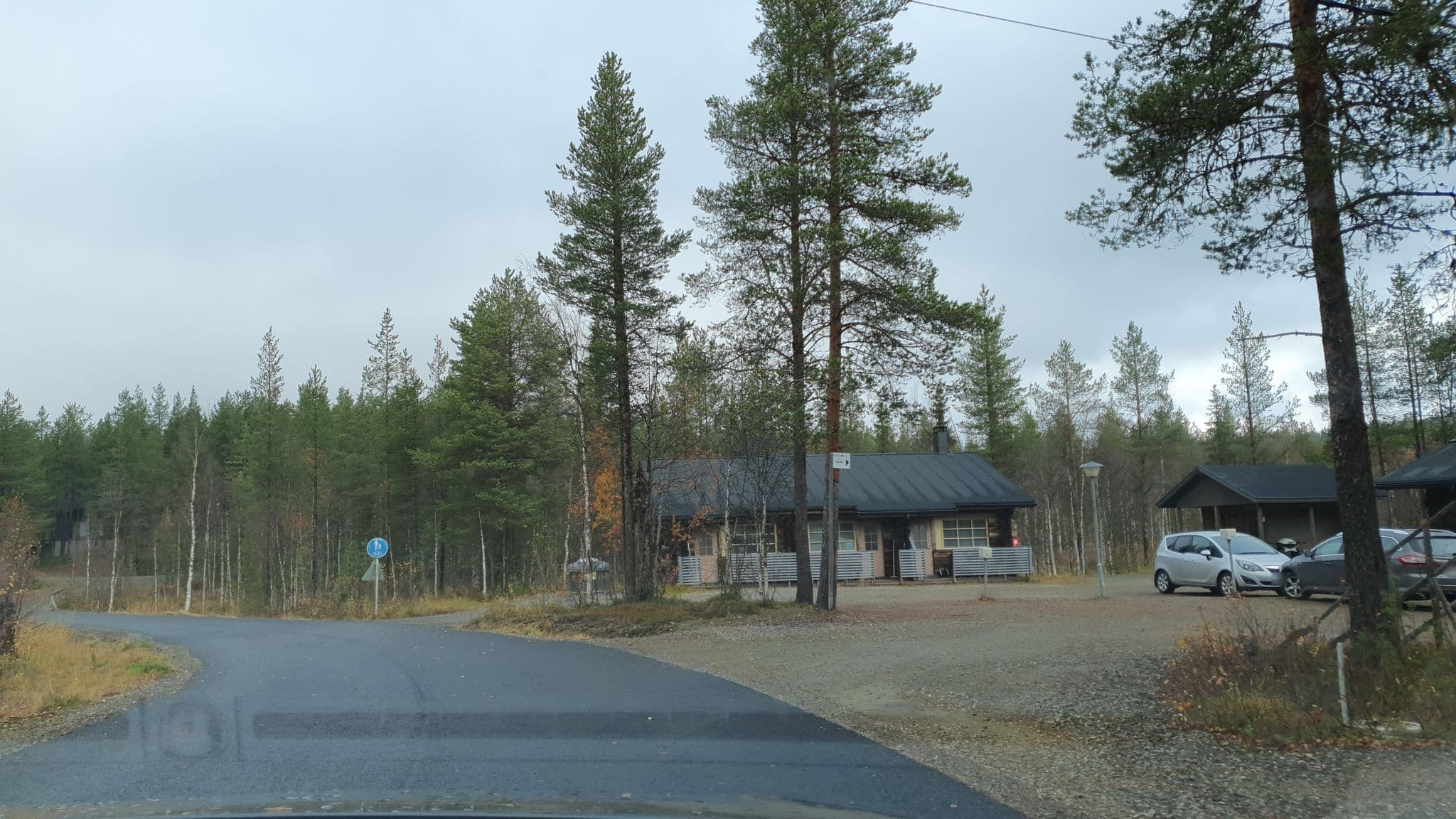 Street view near Holiday Club Ylläs Muiro, Kittilä — © houtari (CC BY-SA · Mapillary)