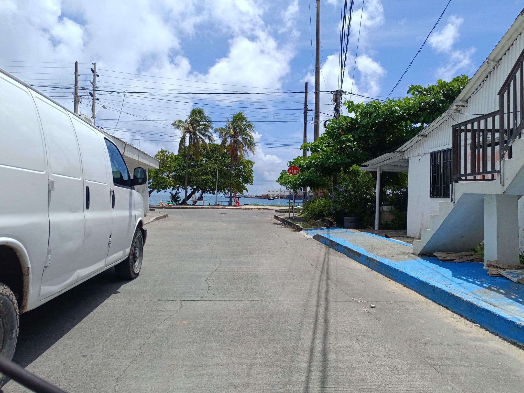 Street view near Colors of the sea, San Andrés — © bluealmondhostel (CC BY-SA · Mapillary)