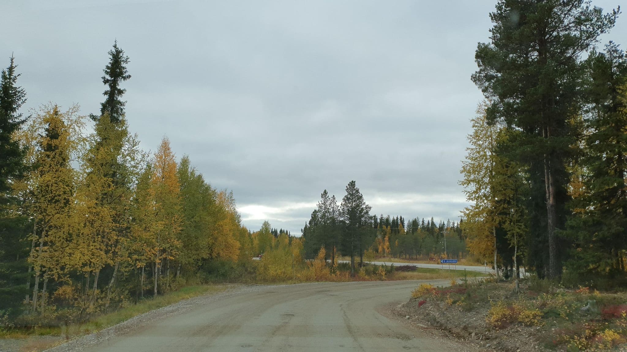 Street view near Mökkimajoitukset Ylläs-Äijän Majat Ky, Kittilä — © houtari (CC BY-SA · Mapillary)