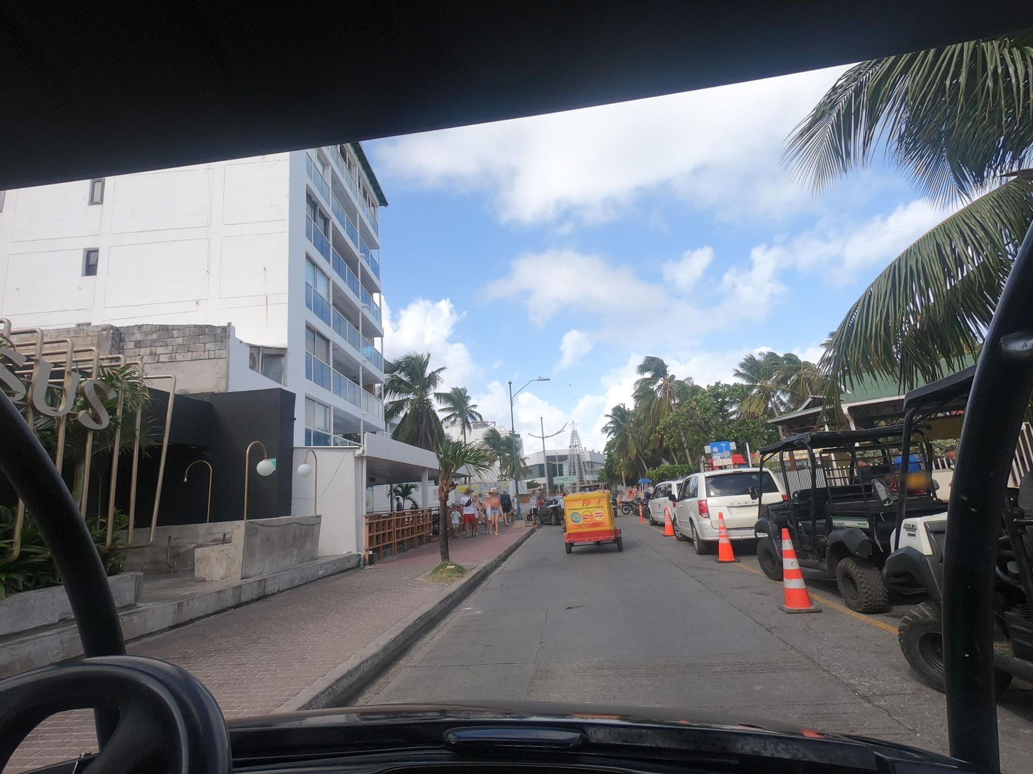 Street view near Lord Pierre, San Andrés — © angoca (CC BY-SA · Mapillary)