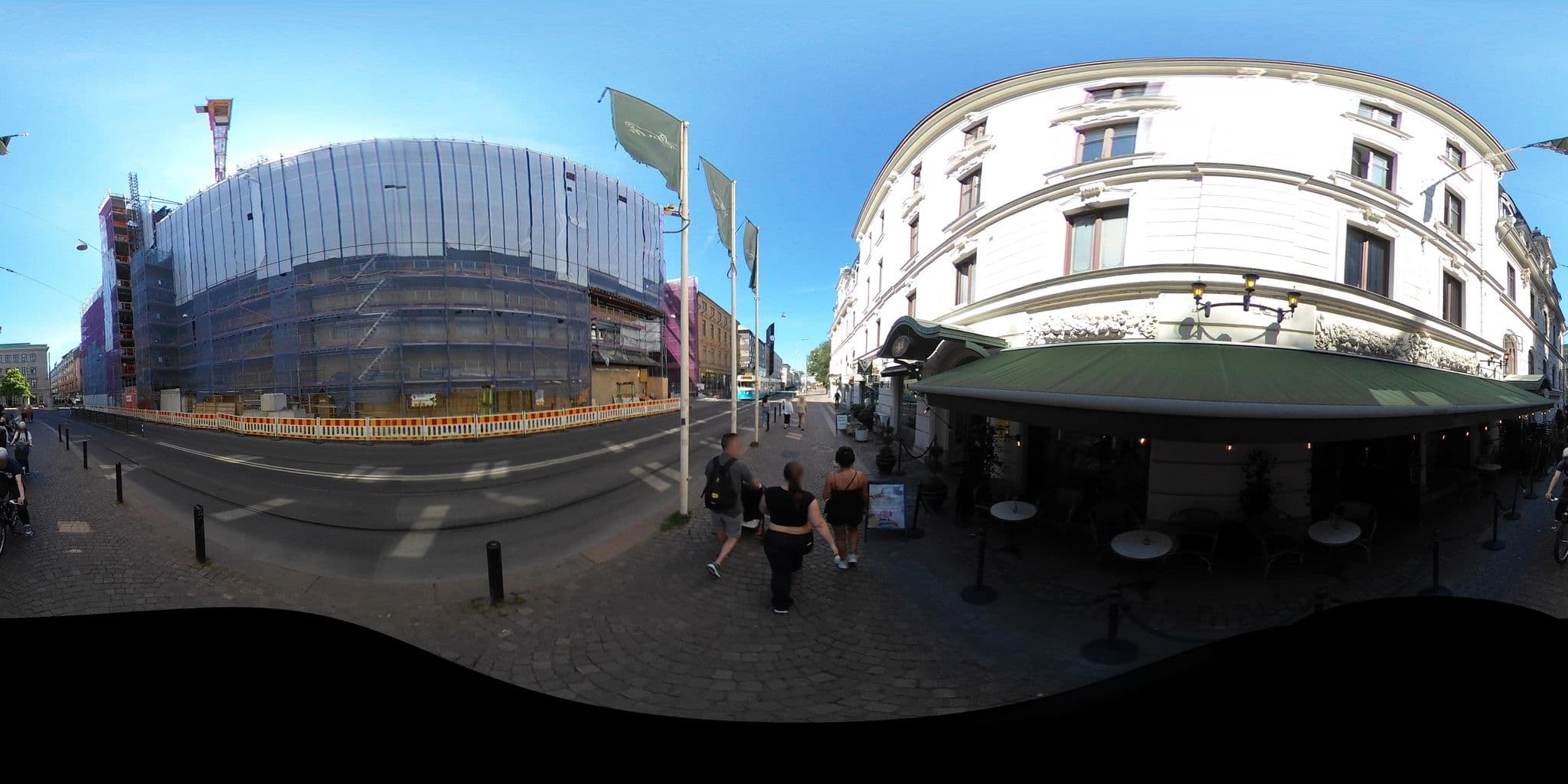 Street view near Robinson, Gothenburg — © AmOosm (CC BY-SA · Mapillary)