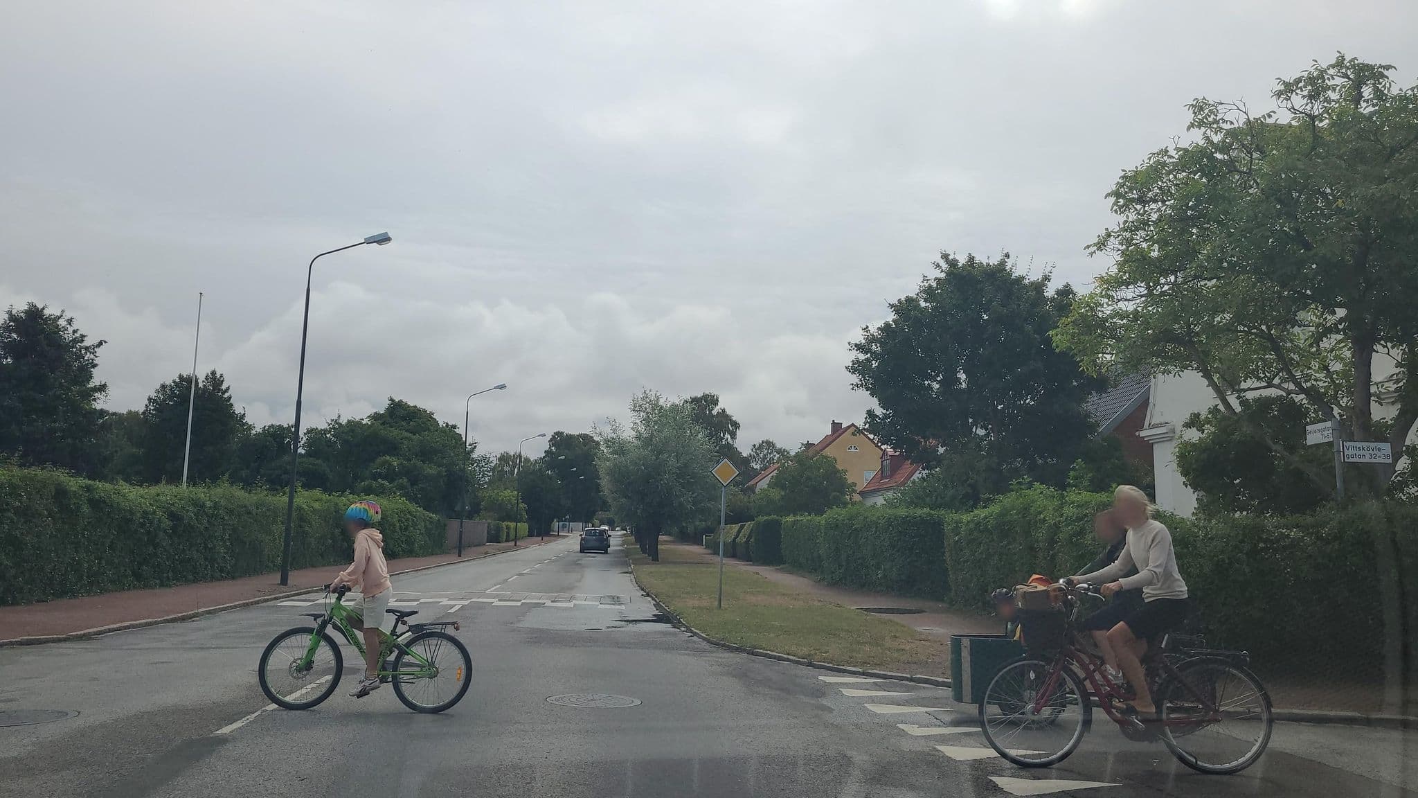 Street view near Bellevue Bed and Breakfast Malmö, Malmö — © jopparn (CC BY-SA · Mapillary)
