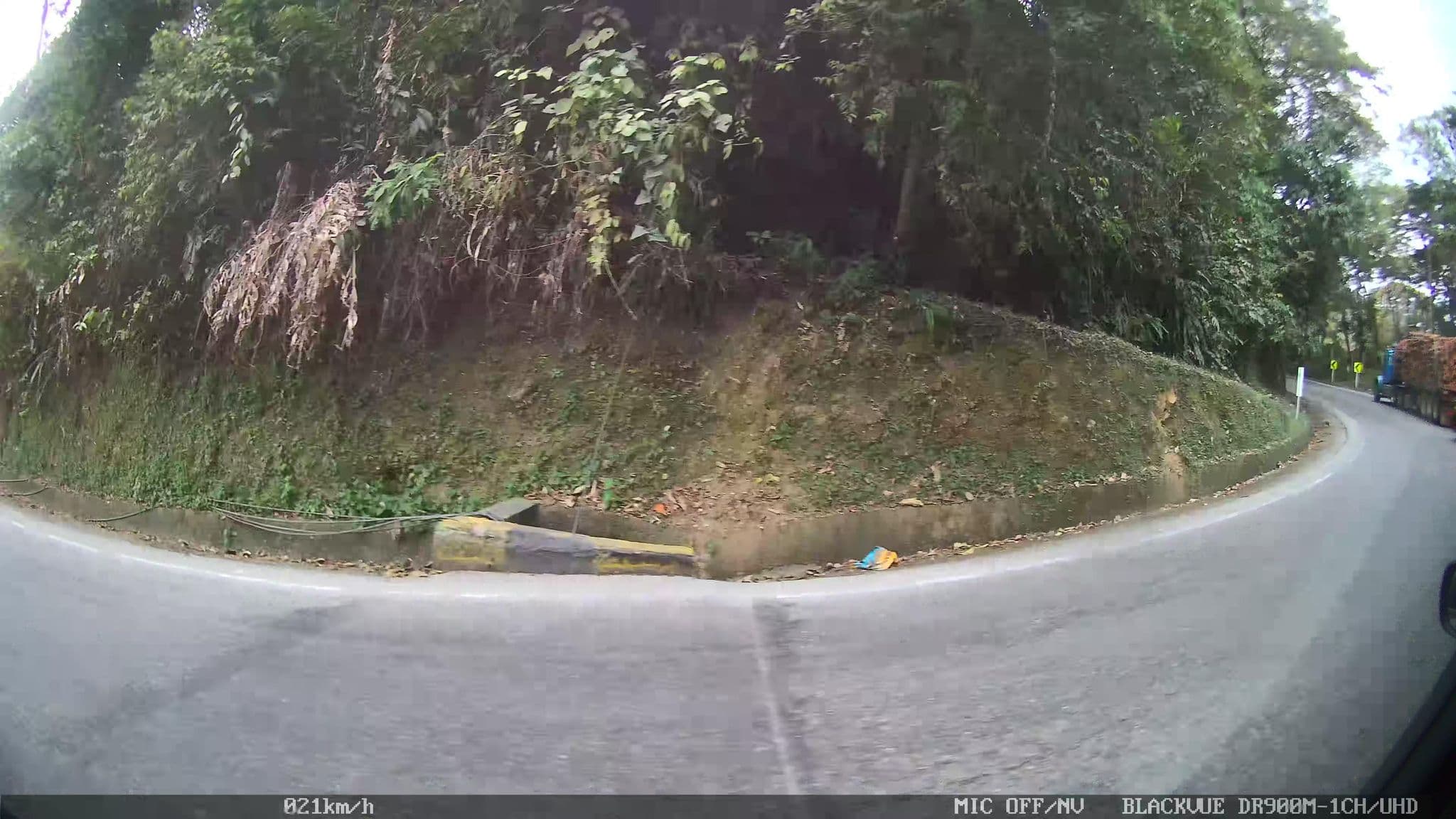 Street view near Hostal El Mirador, Villavicencio — © taylorsmock (CC BY-SA · Mapillary)