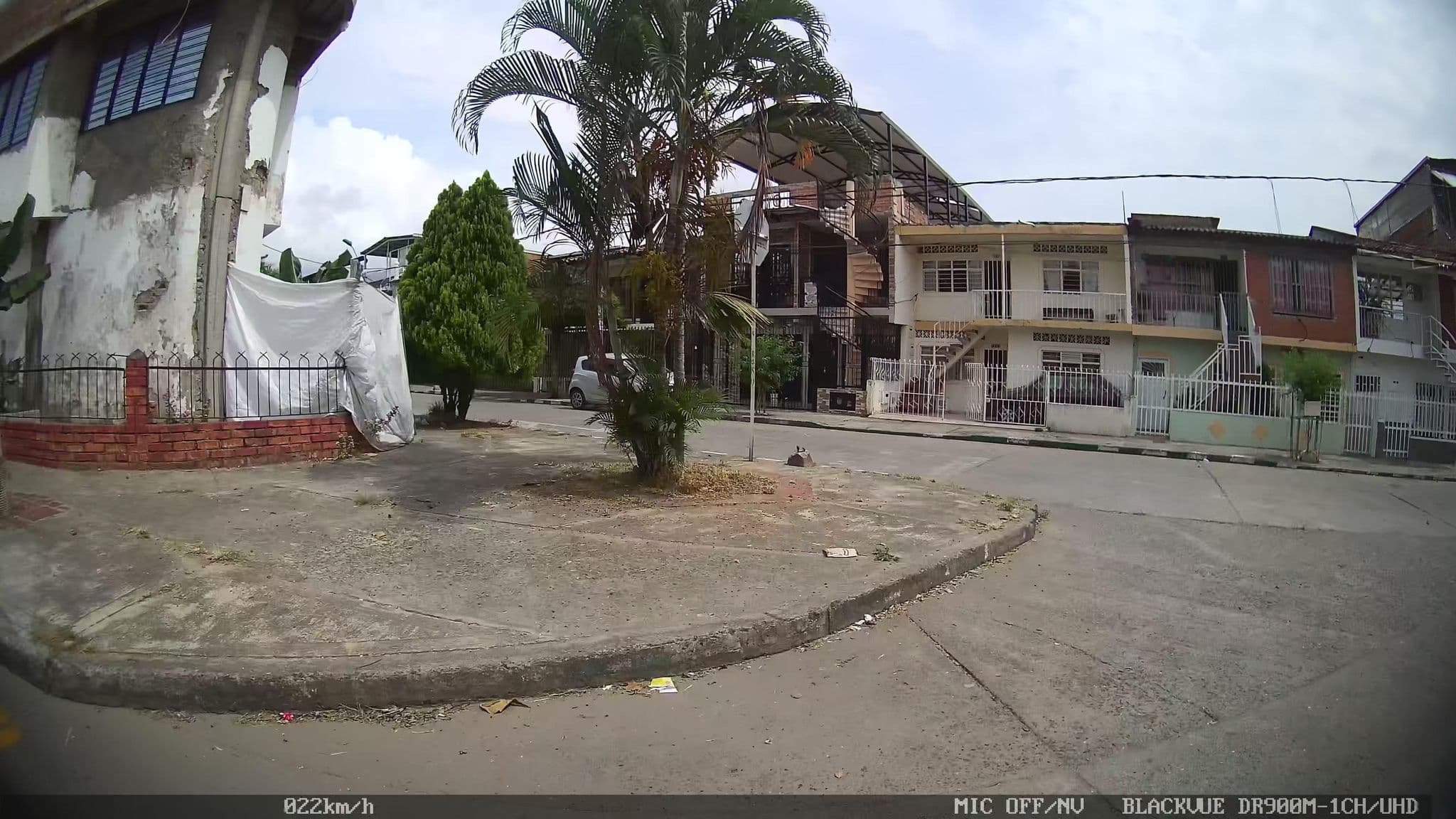 Street view near Tia Diana, Cali
