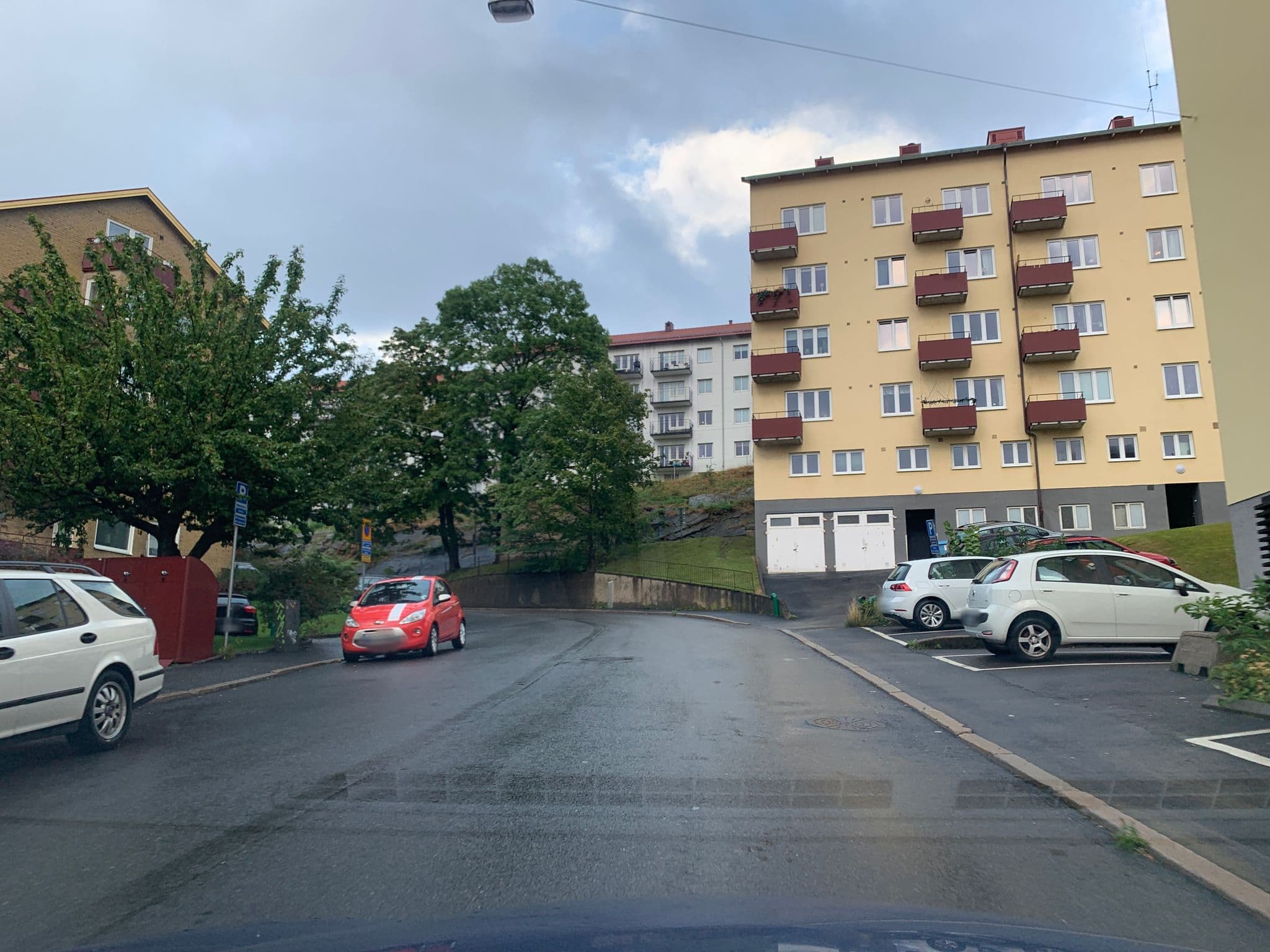 Street view near Tivedstorp, Gothenburg — © muas08 (CC BY-SA · Mapillary)