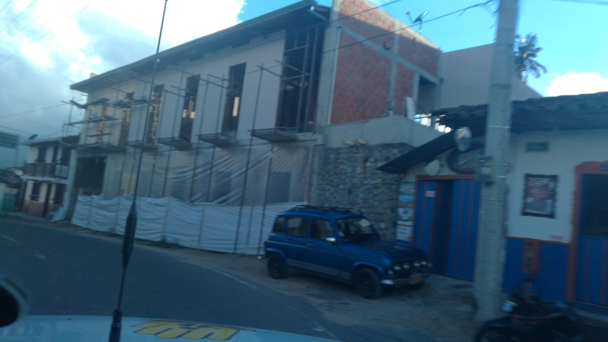 Street view near Hostal Bonaire, Salento — © namara (CC BY-SA · Mapillary)