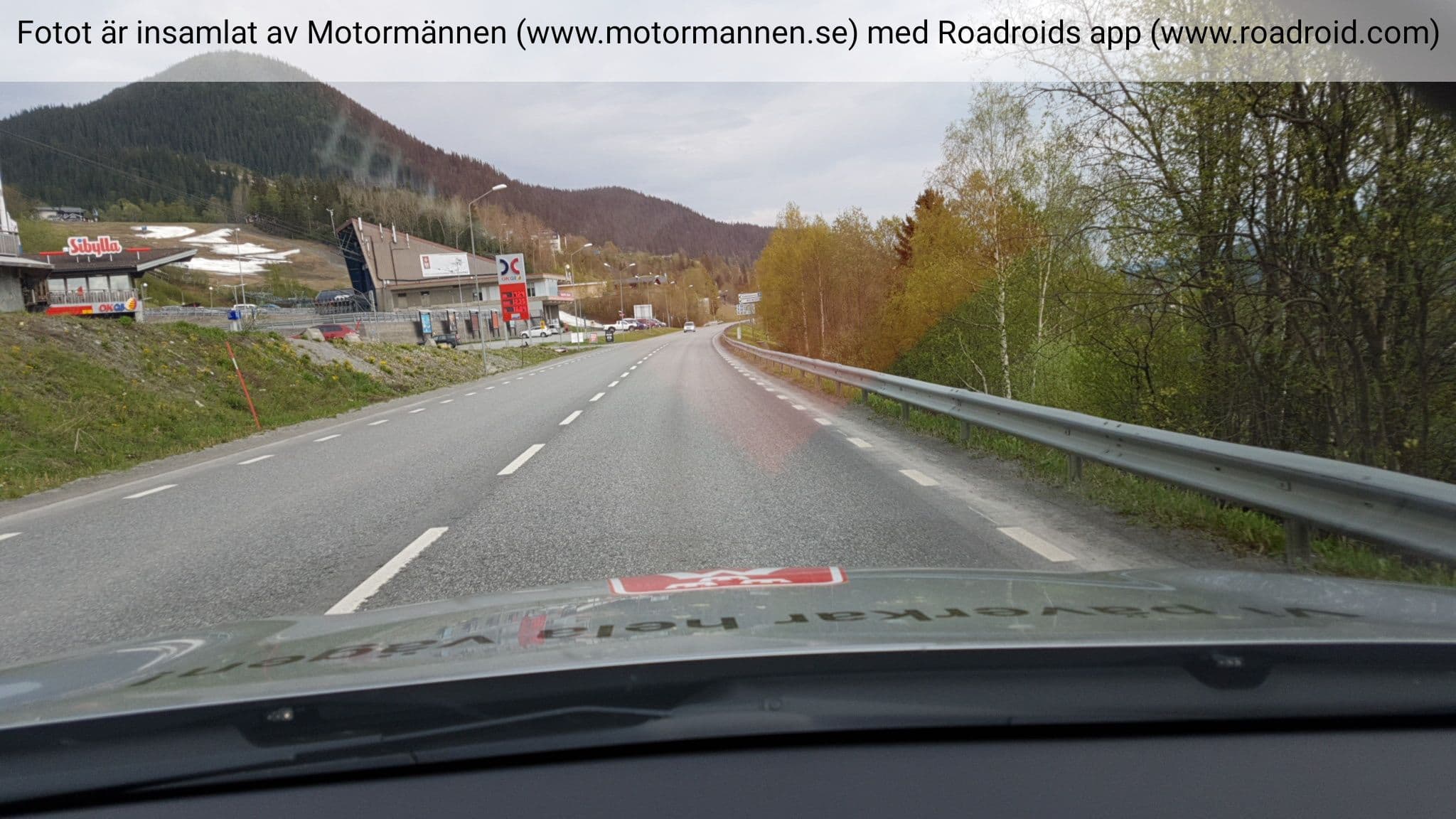 Street view near Hotälgen, Åre — © roadroid (CC BY-SA · Mapillary)