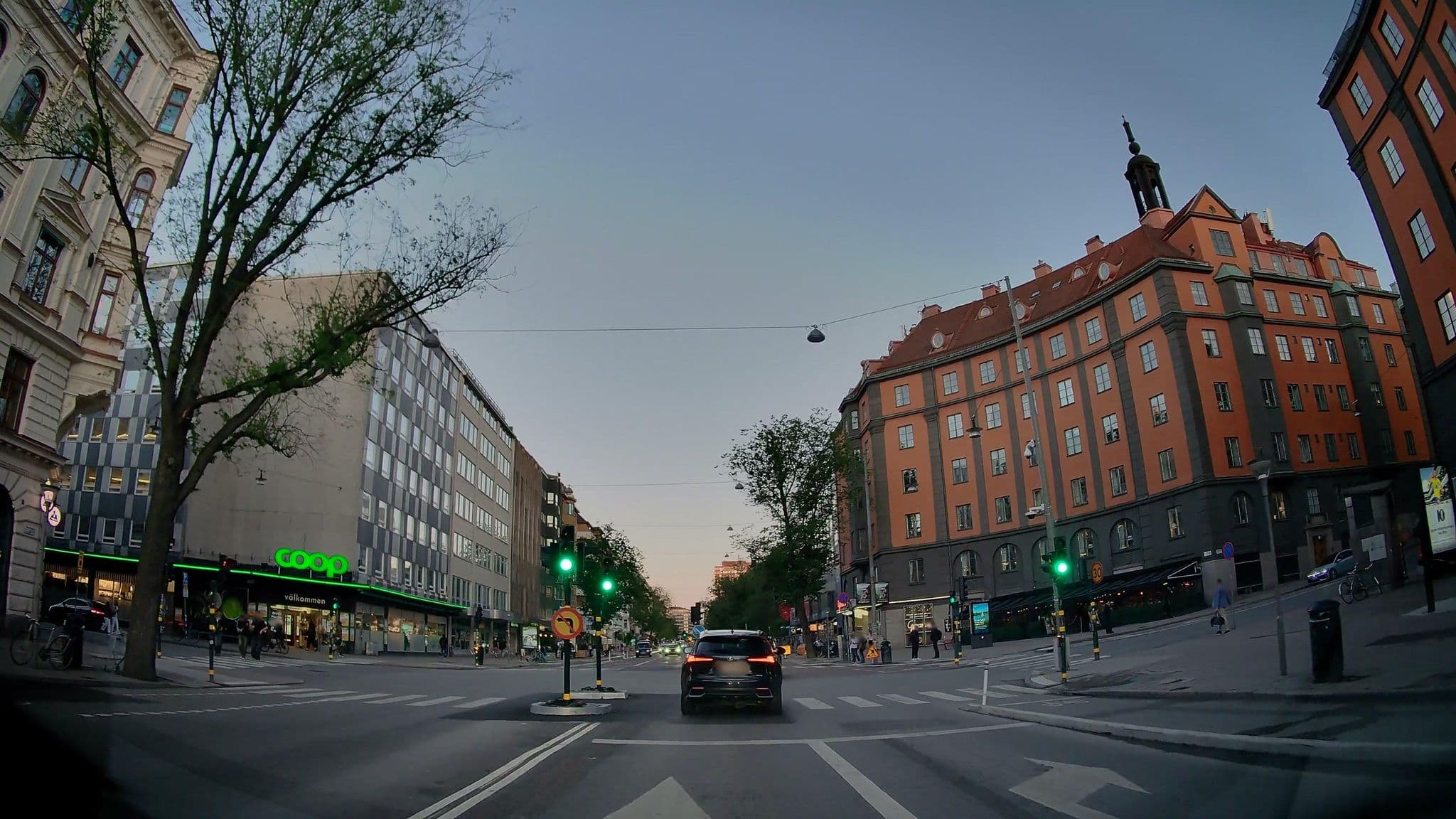 Street view near Apartdirect, Stockholm — © bruno360 (CC BY-SA · Mapillary)
