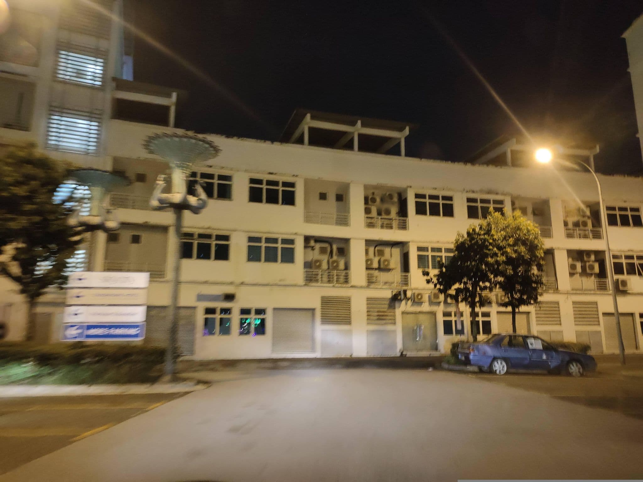 Street view near Oyo 763 Tazara Hotel, Setia Alam — © zh9567 (CC BY-SA · Mapillary)