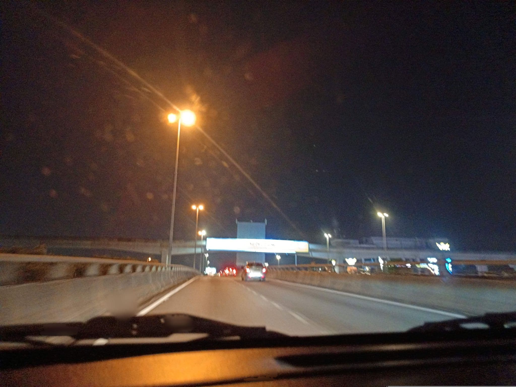 Street view near Subang Hotel, Glenmarie Estate — © YikQin (CC BY-SA · Mapillary)