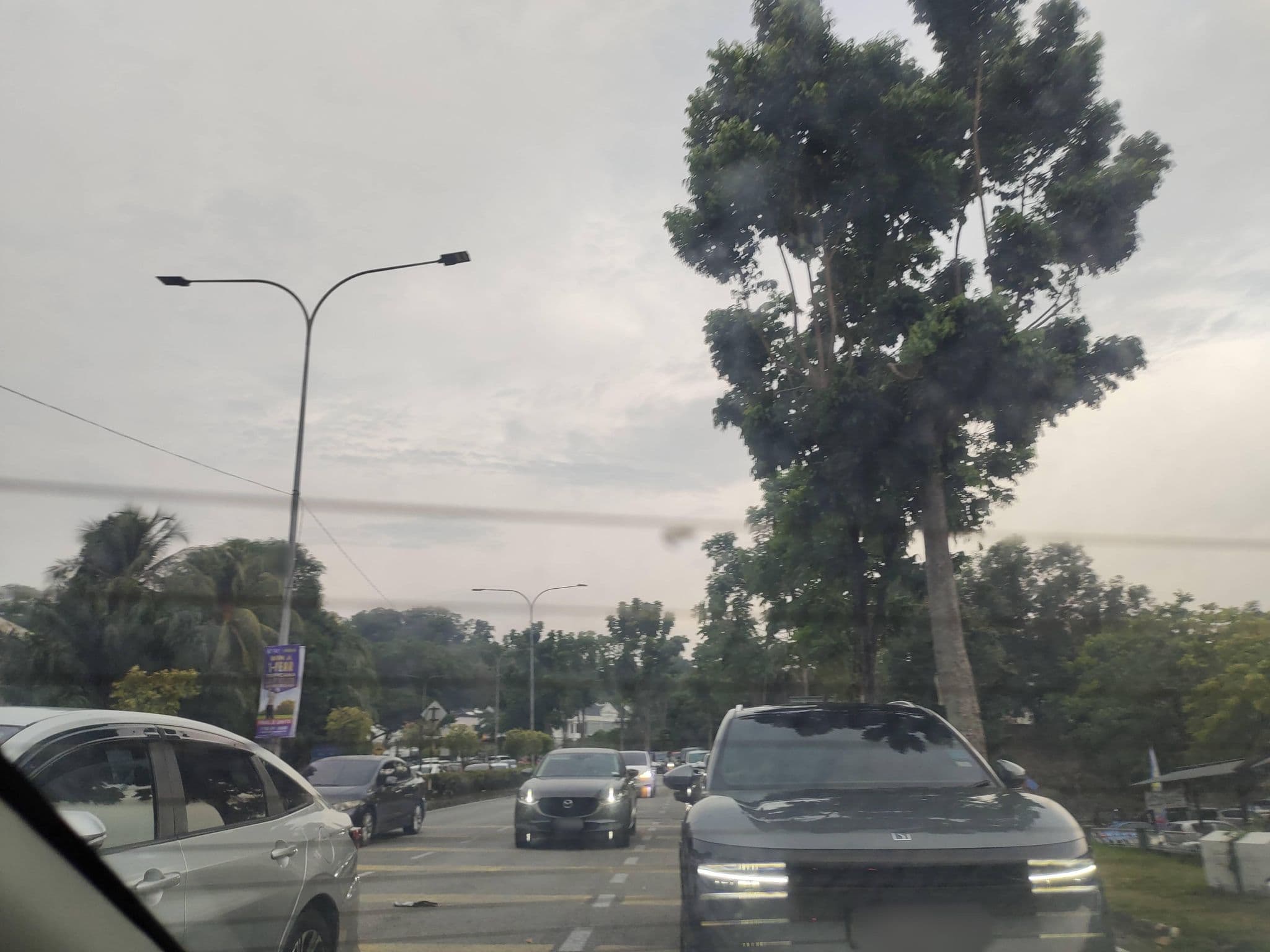 Street view near ero rich hotel melaka, Bandar Kinrara — © zh9567 (CC BY-SA · Mapillary)