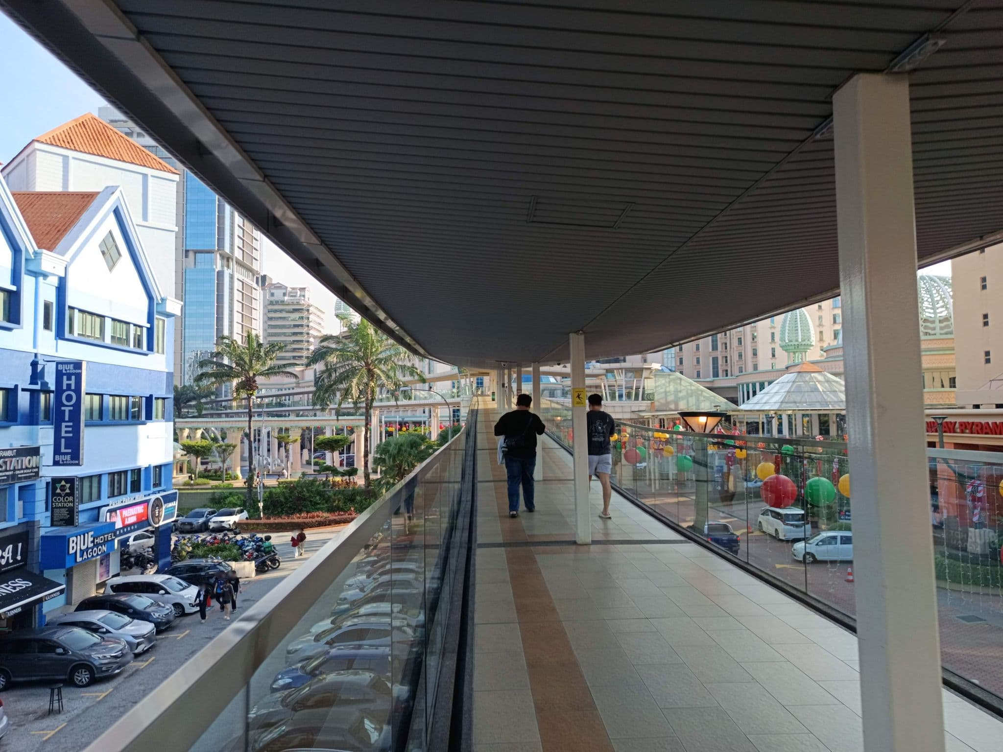 Street view near GM Hotel Grand Moments, Bandar Sunway — © YikQin (CC BY-SA · Mapillary)