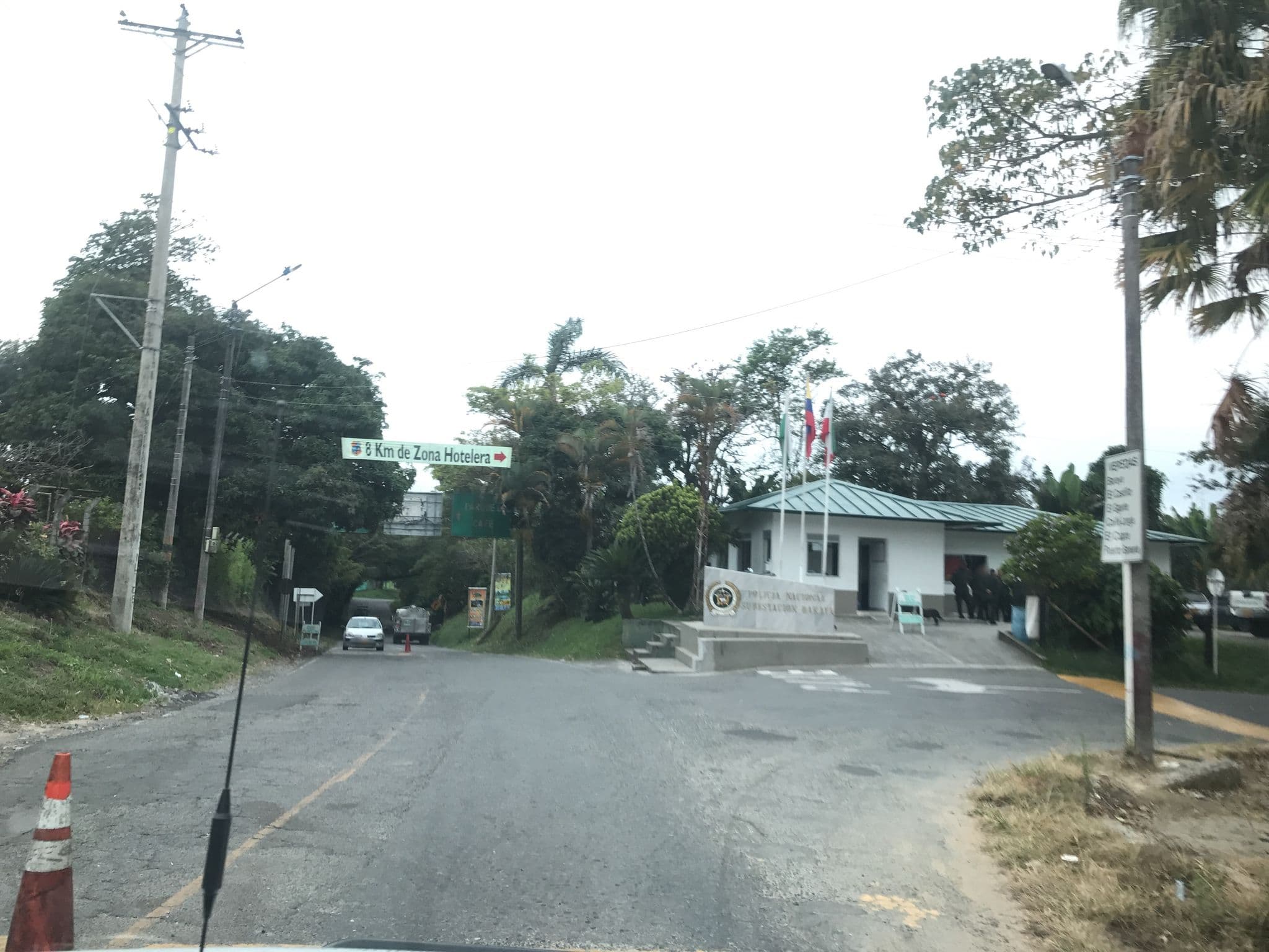 Street view near La Colombiana, Montenegro — © hj6f (CC BY-SA · Mapillary)