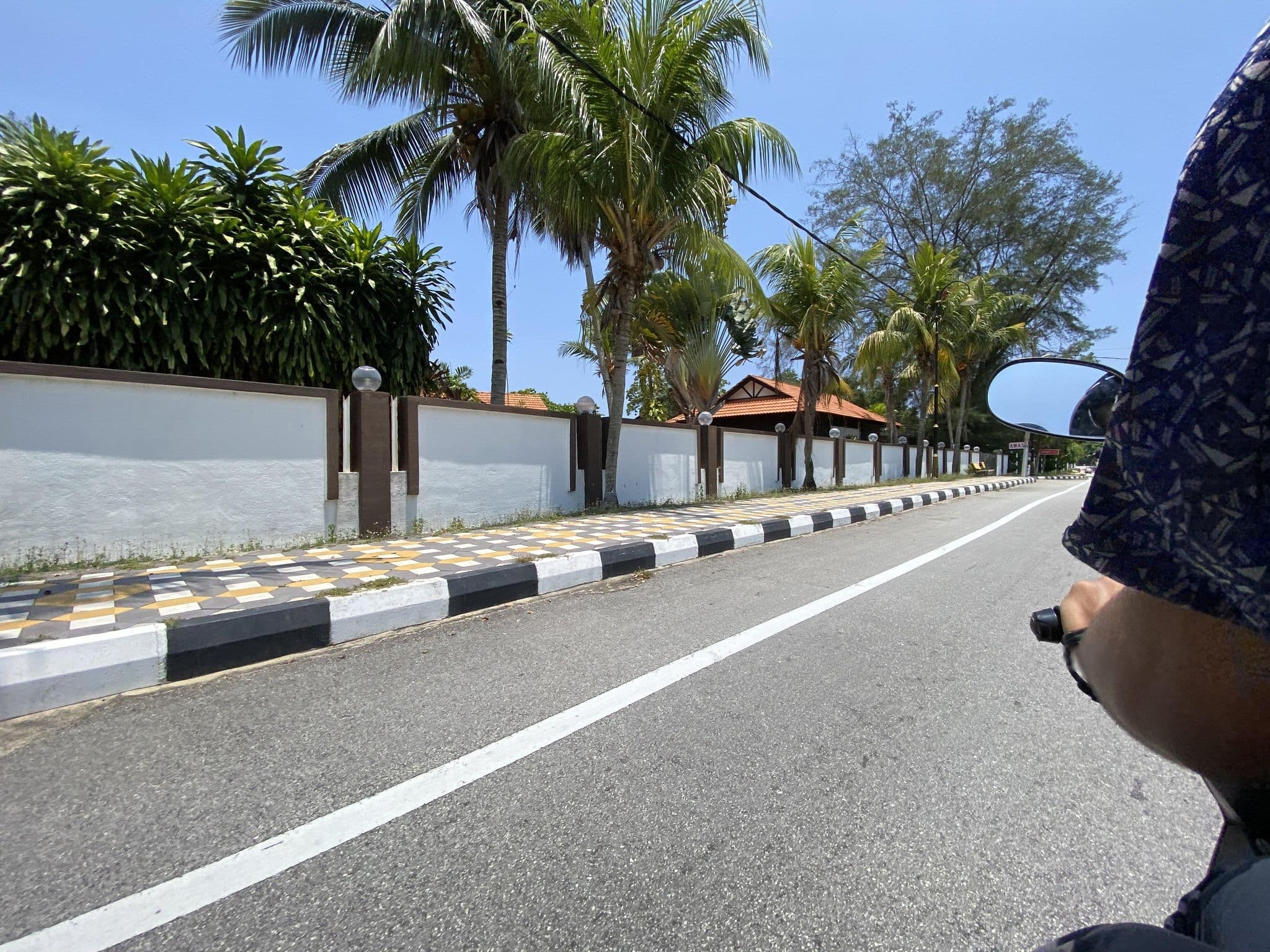 Street view near bayu villa, Pangkor — © rayth (CC BY-SA · Mapillary)