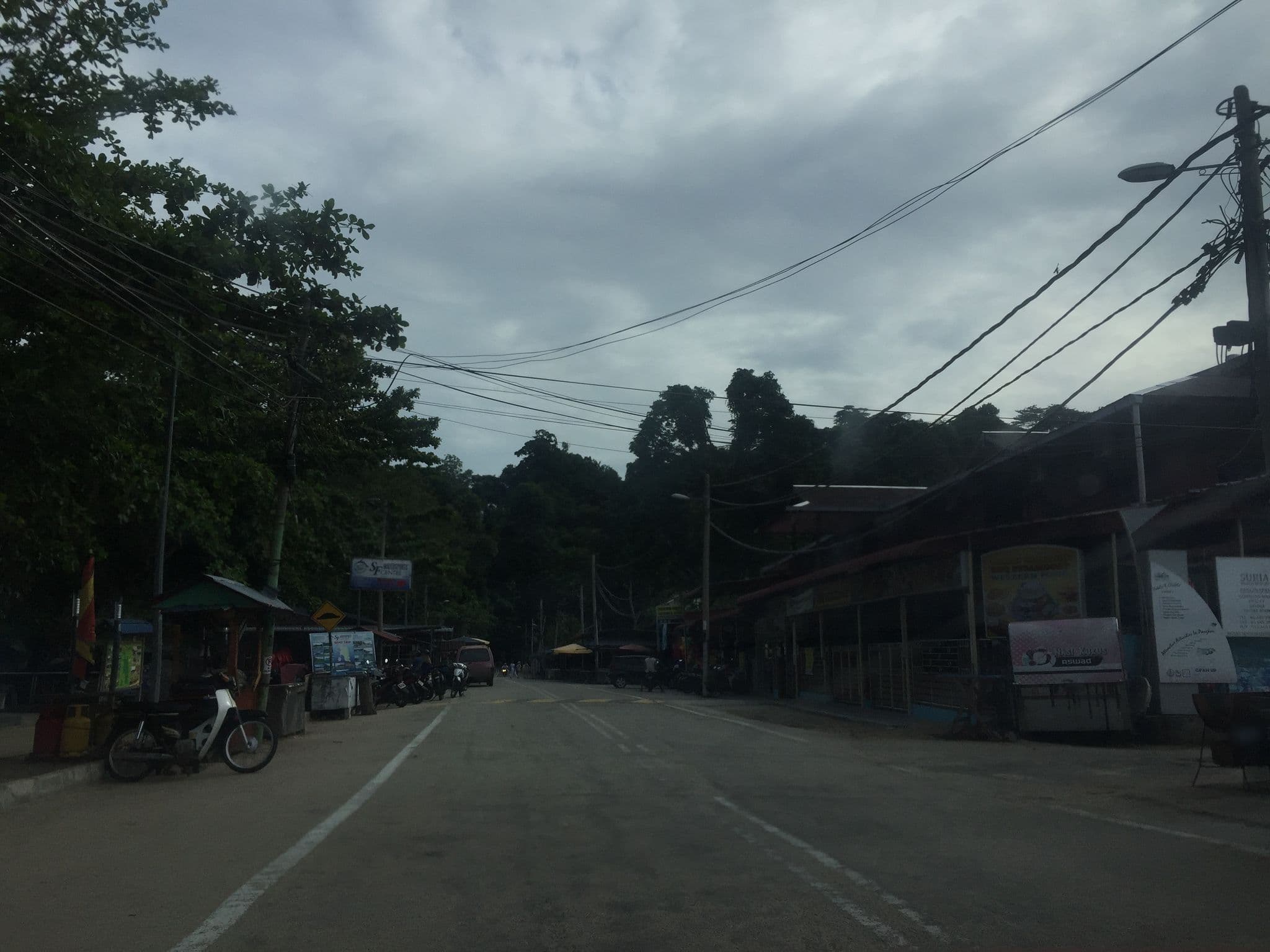 Street view near Pangkor Island Chalet, Pangkor — © amnisyafiqah (CC BY-SA · Mapillary)