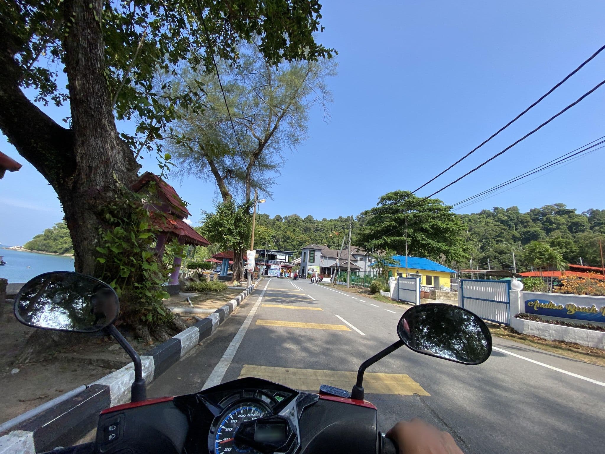 Street view near Bilik 015, Pangkor — © rayth (CC BY-SA · Mapillary)