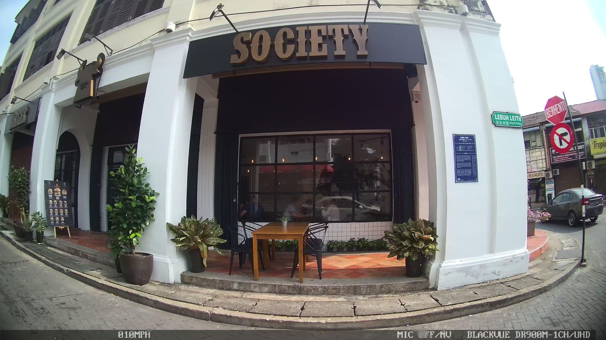 Street view near Room 8xx, George Town — © kaart_4 (CC BY-SA · Mapillary)
