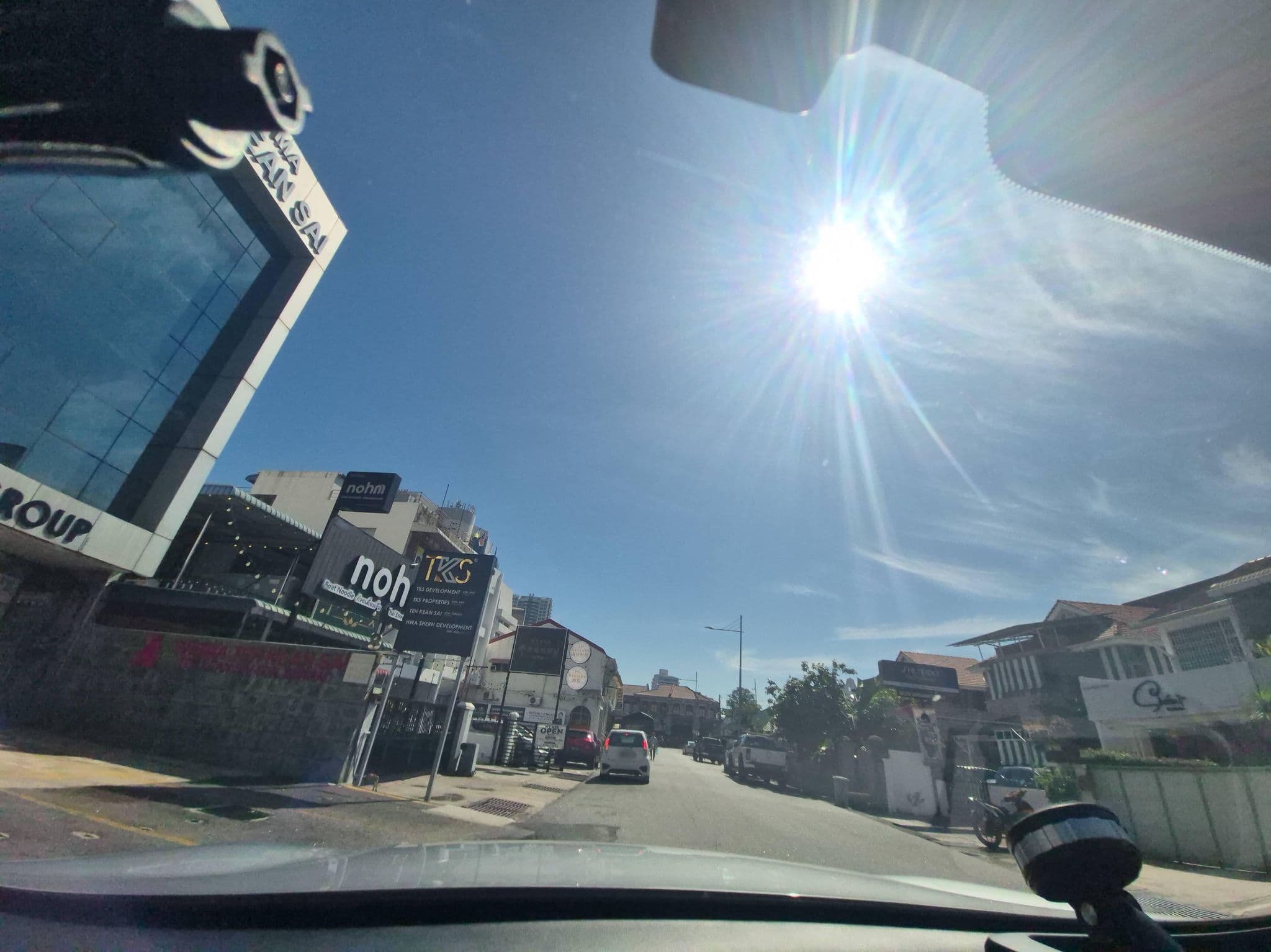 Street view near Kuih Manja Homestay, George Town — © lin_wang (CC BY-SA · Mapillary)