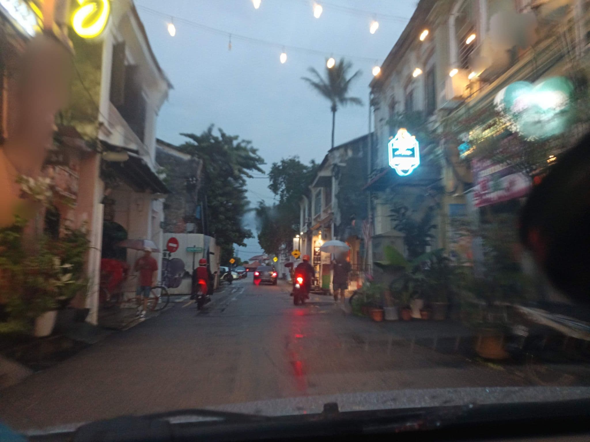 Street view near Red Inn Heritage hostel, George Town — © YikQin (CC BY-SA · Mapillary)
