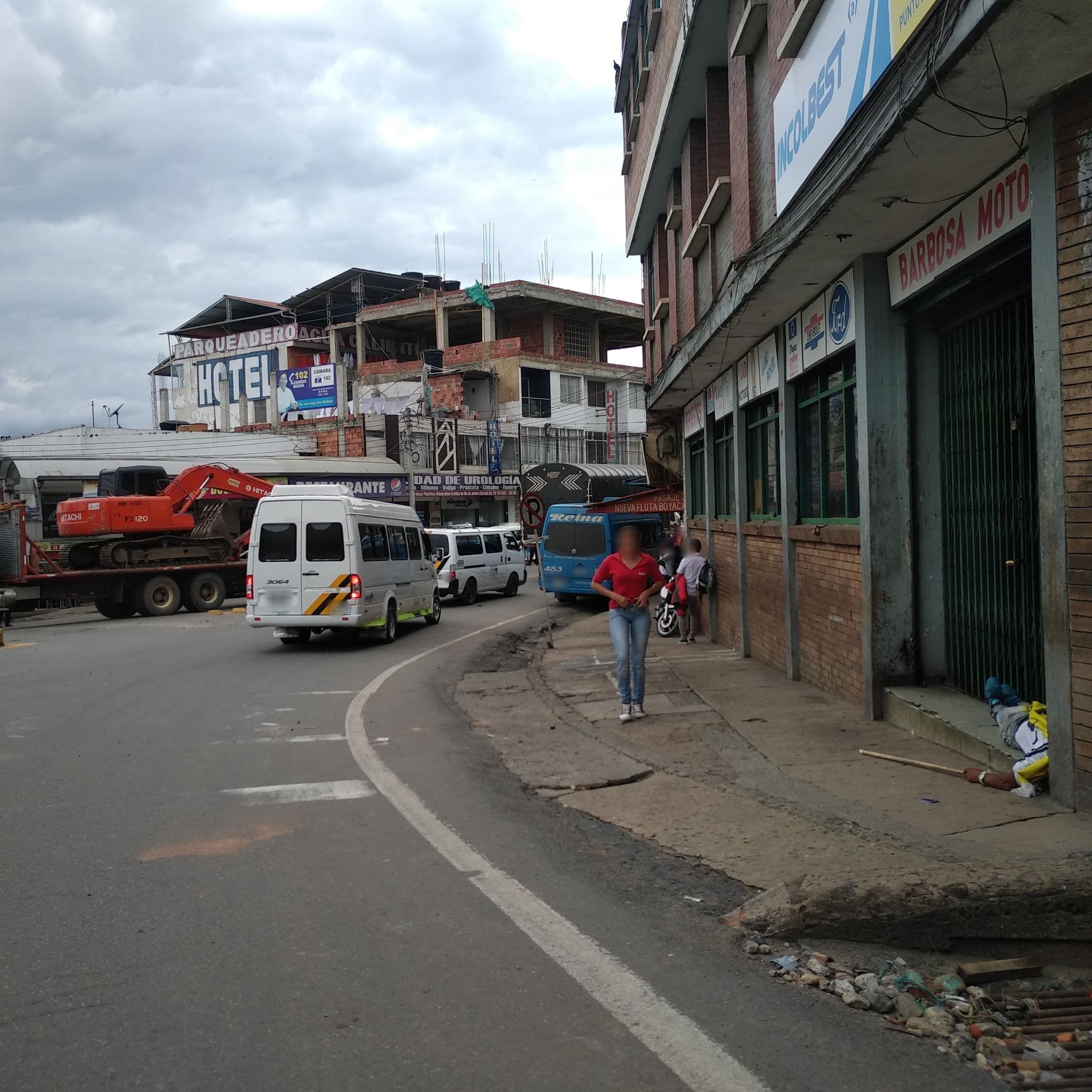 Street view near Hotel Magnolia, Moniquirá — © nomadmapper (CC BY-SA · Mapillary)