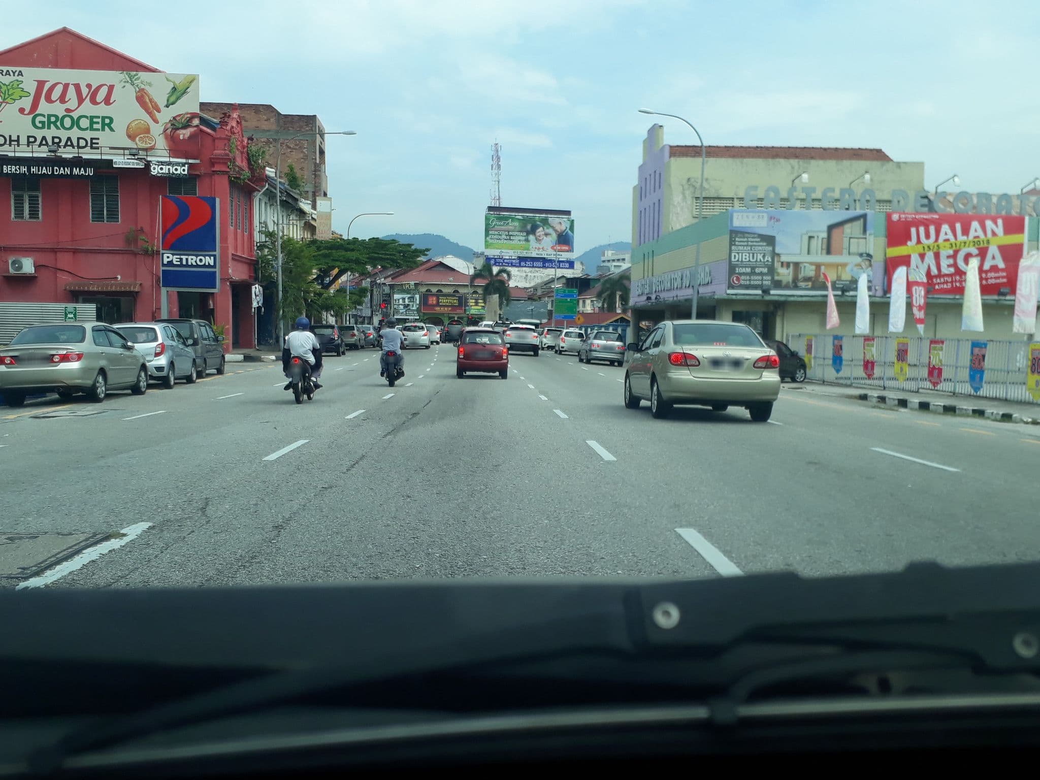 Street view near Sing Tel, Ipoh — © brintha99 (CC BY-SA · Mapillary)