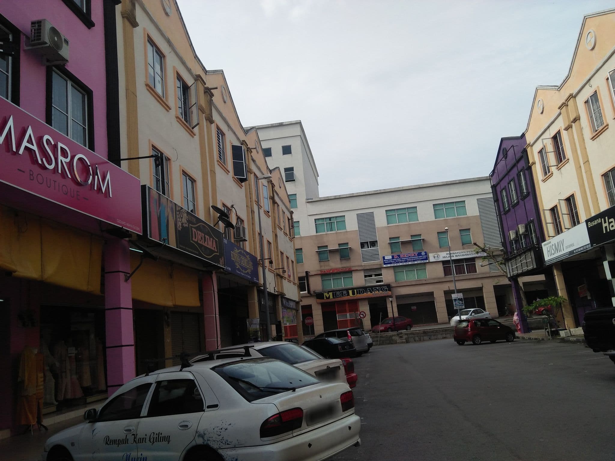 Street view near FA Shah Resources, Ipoh — © khldarisha (CC BY-SA · Mapillary)