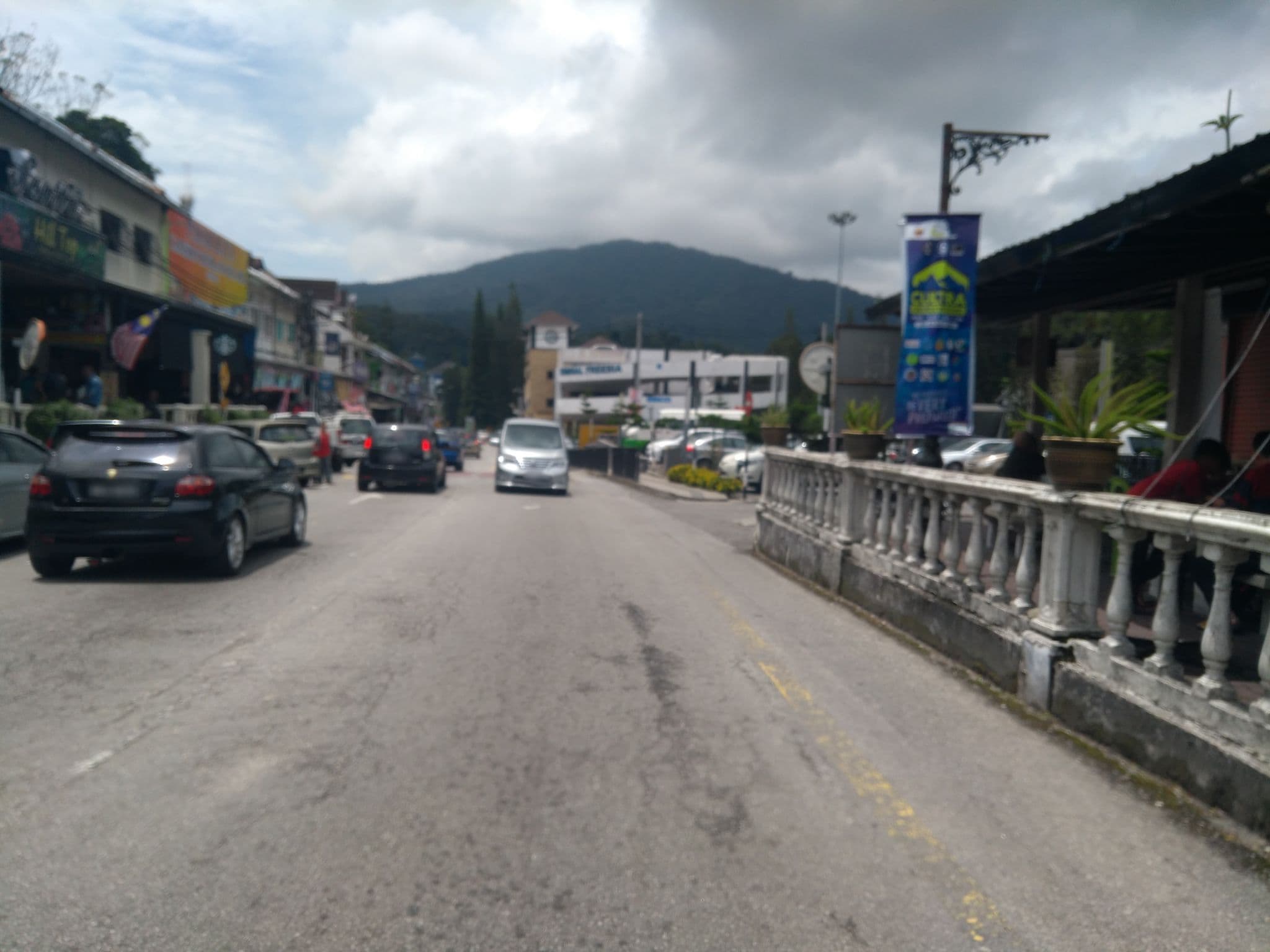 Street view near Century Pines Resort, Tanah Rata — © remonet (CC BY-SA · Mapillary)