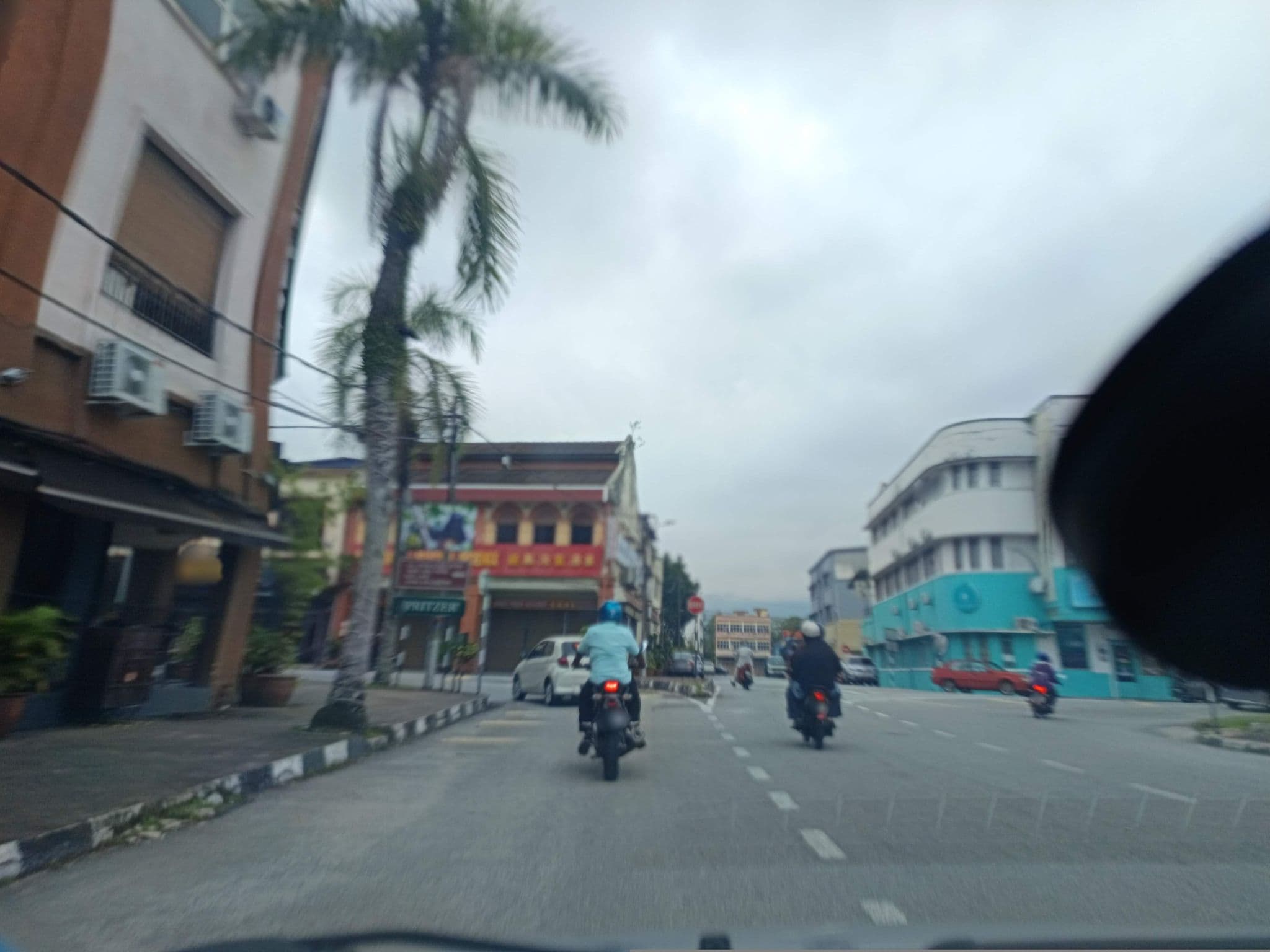 Street view near Level 10, Novotel Taiping, Taiping — © YikQin (CC BY-SA · Mapillary)