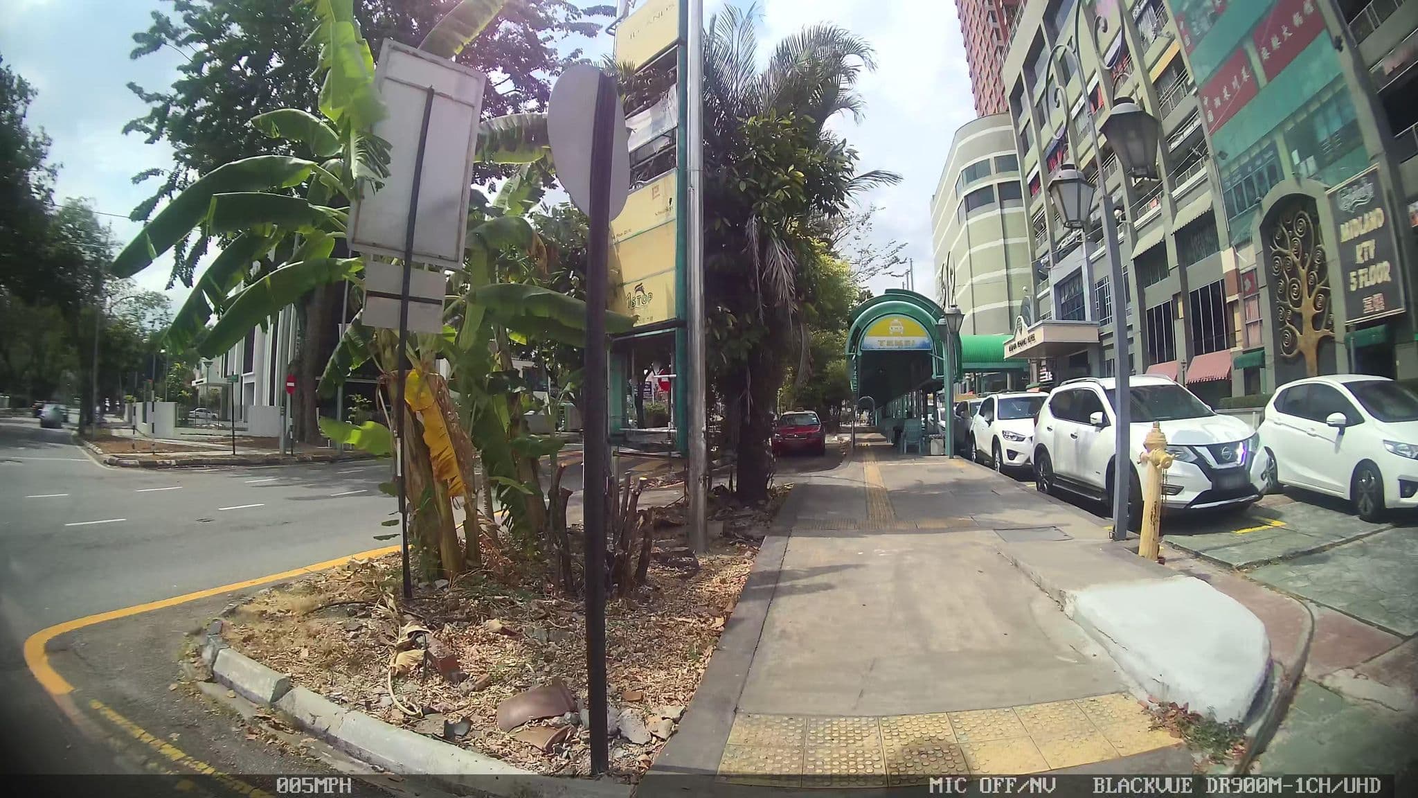 Street view near Level 22, Georgetown City Hotel, Tanjung Tokong — © kaart_4 (CC BY-SA · Mapillary)