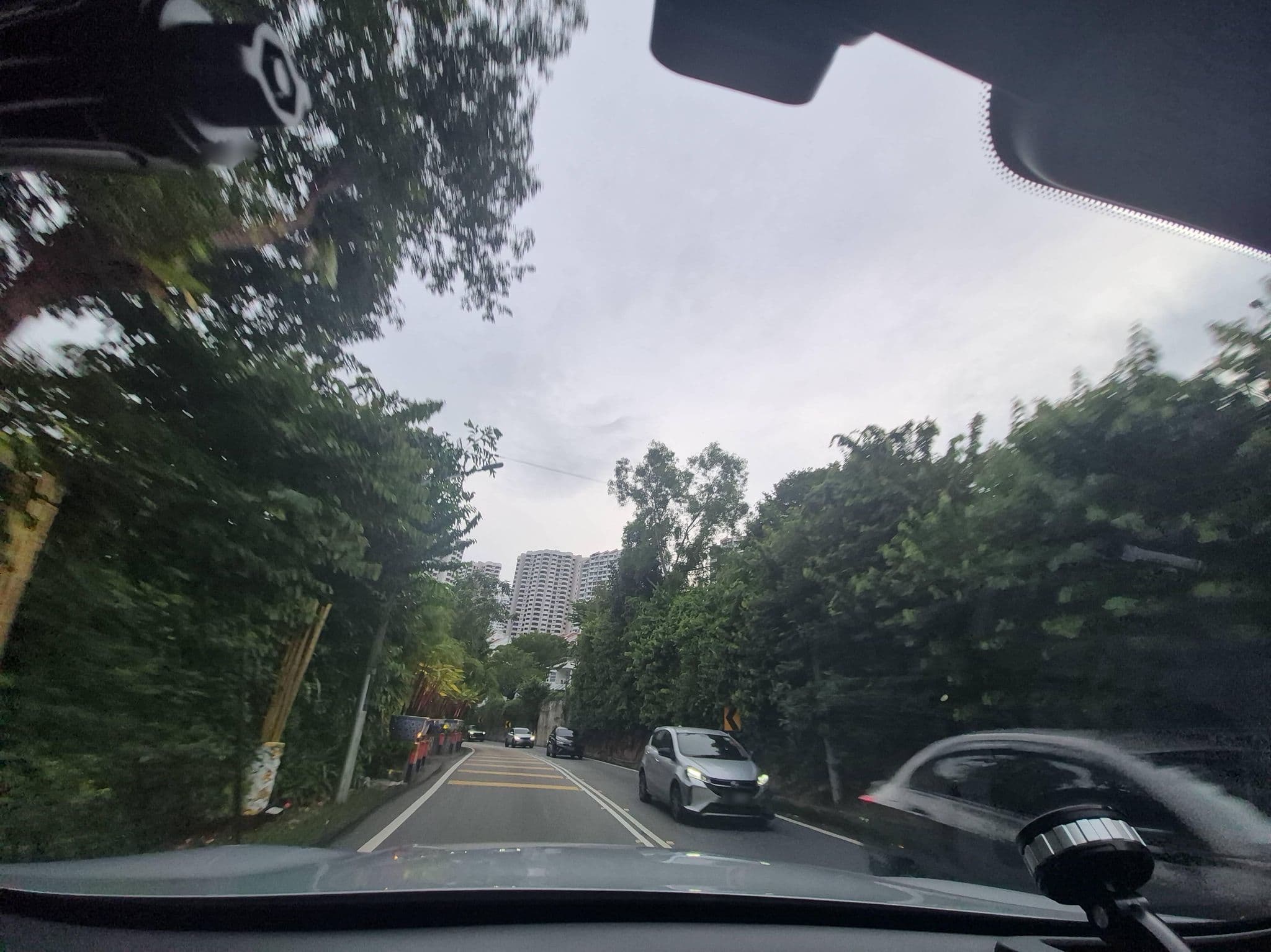 Street view near Lost Paradise Guest House, Tanjung Bungah — © lin_wang (CC BY-SA · Mapillary)