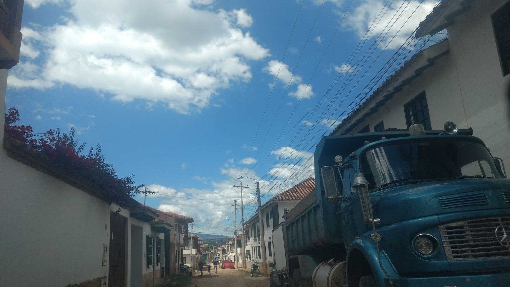 Street view near Hostel Xue, Villa de Leyva — © sandraml (CC BY-SA · Mapillary)