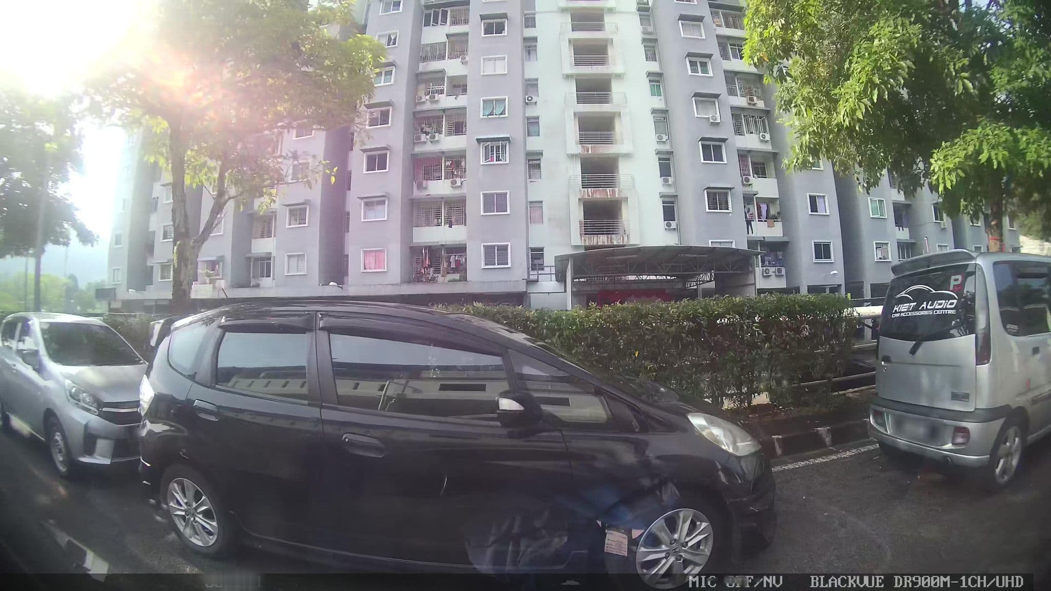 Street view near Pulau Ombak, Tanjung Bungah — © kaart_4 (CC BY-SA · Mapillary)