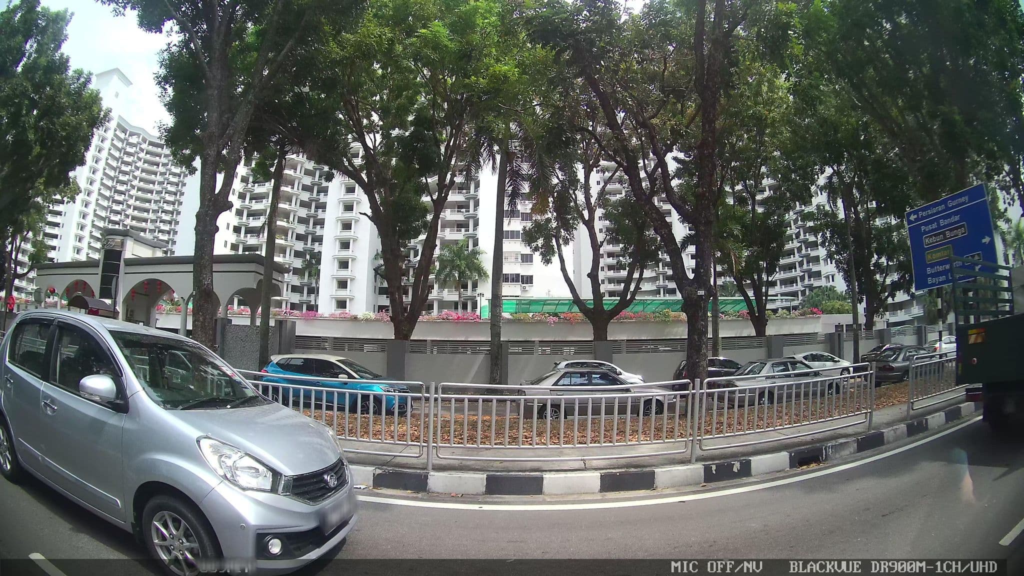 Street view near Marina Bay, Tanjung Tokong — © kaart_4 (CC BY-SA · Mapillary)