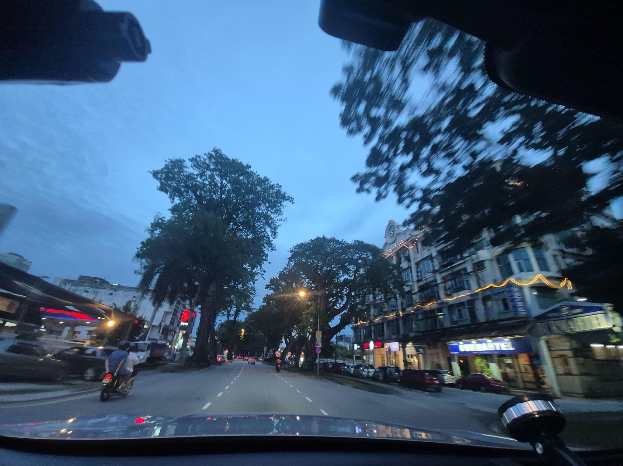 Street view near Burmahtel Hotel and Hostel, George Town — © lin_wang (CC BY-SA · Mapillary)