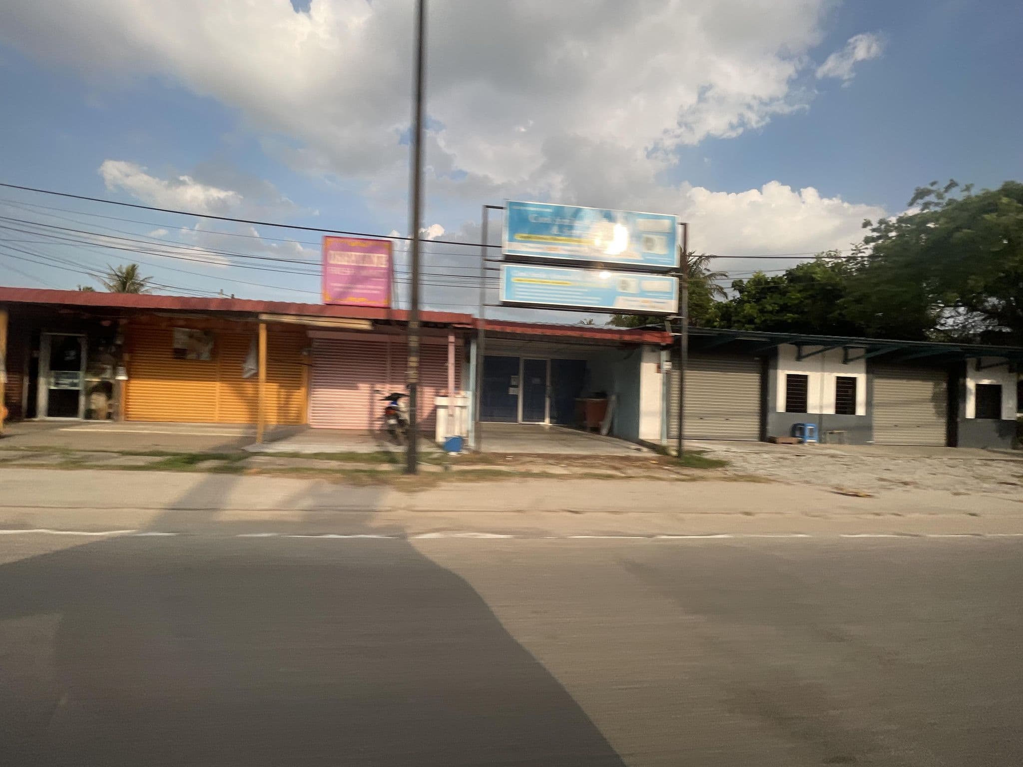 Street view near Teratak Atok Ajip, Pantai Cenang — © filipb (CC BY-SA · Mapillary)