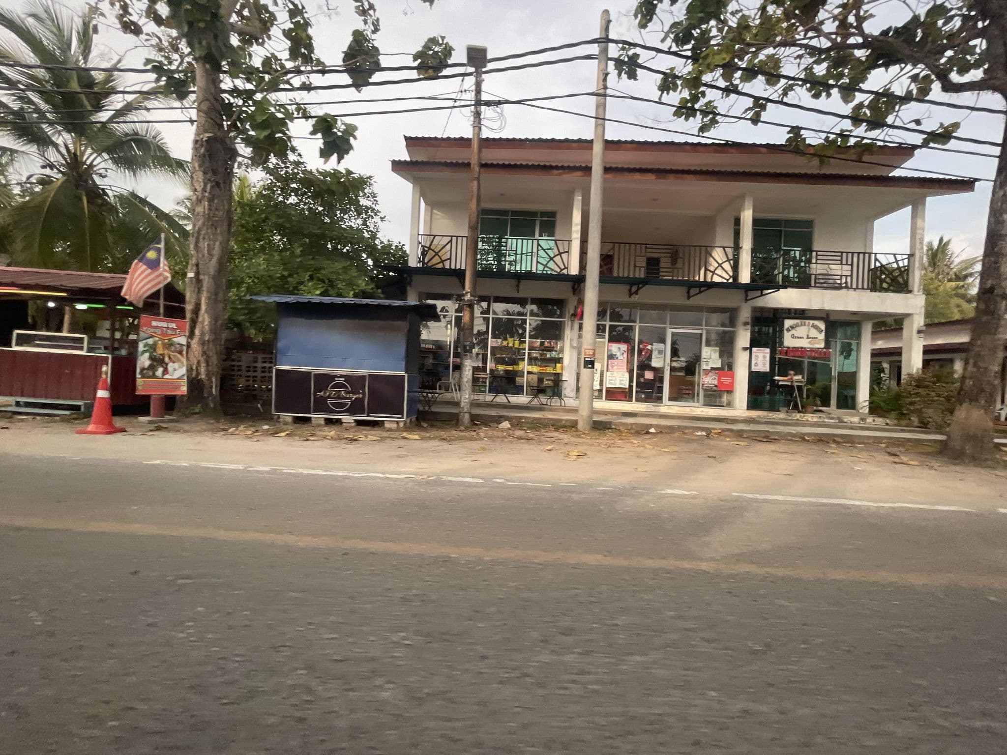 Street view near The Bohok Langkawi Resort, Pantai Cenang — © filipb (CC BY-SA · Mapillary)