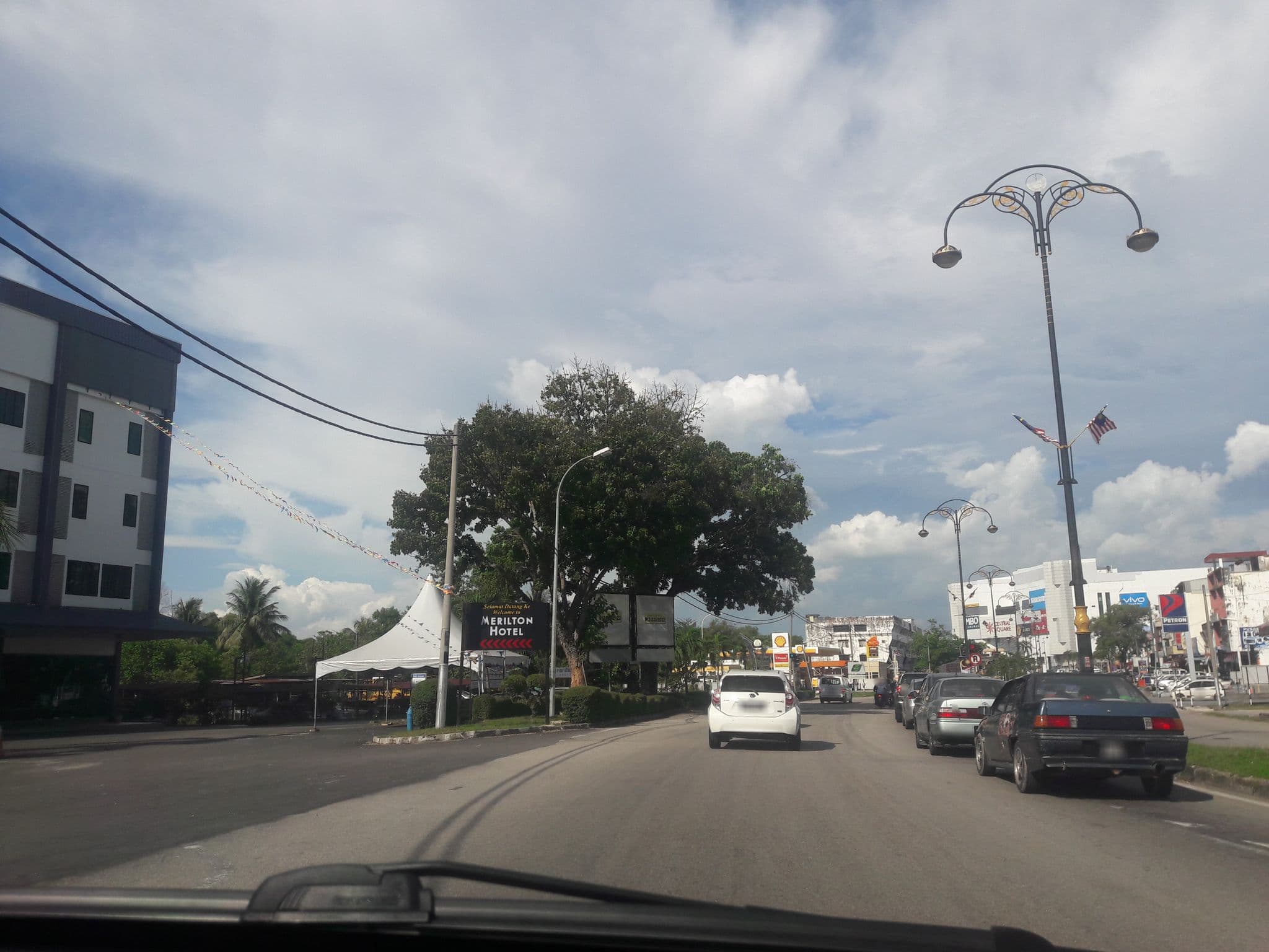Street view near D'Vista Hotel, Sungai Petani — © izzatibrahim (CC BY-SA · Mapillary)