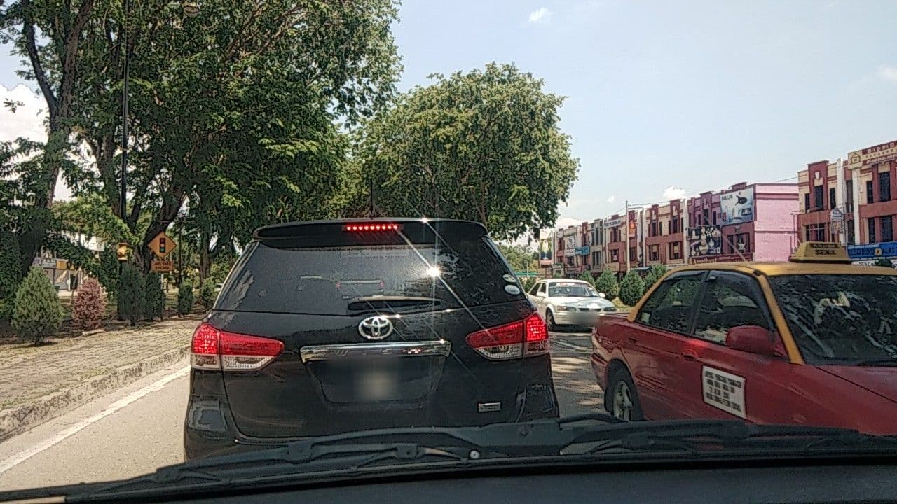 Street view near d'Wifi Hotel, Sungai Petani — © zarulikhmal (CC BY-SA · Mapillary)