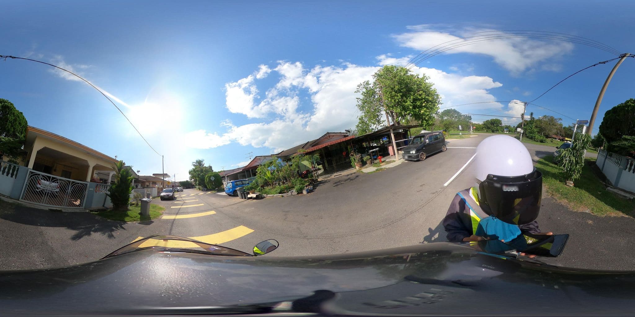 Street view near nirmala pillay beach resort, Telok Kemang, Kampung Teluk Kemang — © ahlang2 (CC BY-SA · Mapillary)