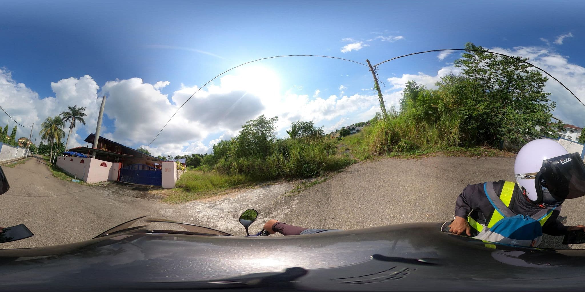 Street view near Pantai Lodge (VH7131), Kampung Teluk Kemang — © ahlang2 (CC BY-SA · Mapillary)