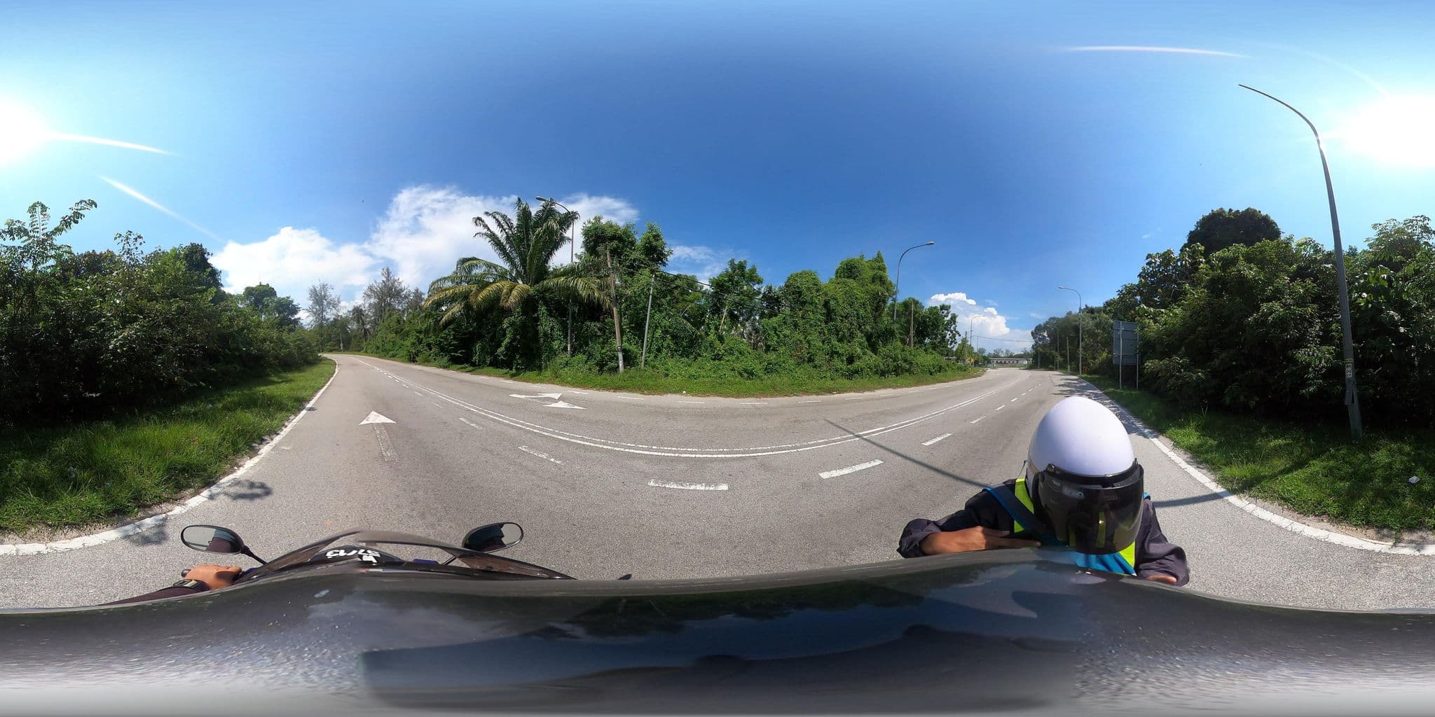 Street view near HSBC Bungalow Port Dickson, Kampung Teluk Kemang — © ahlang2 (CC BY-SA · Mapillary)
